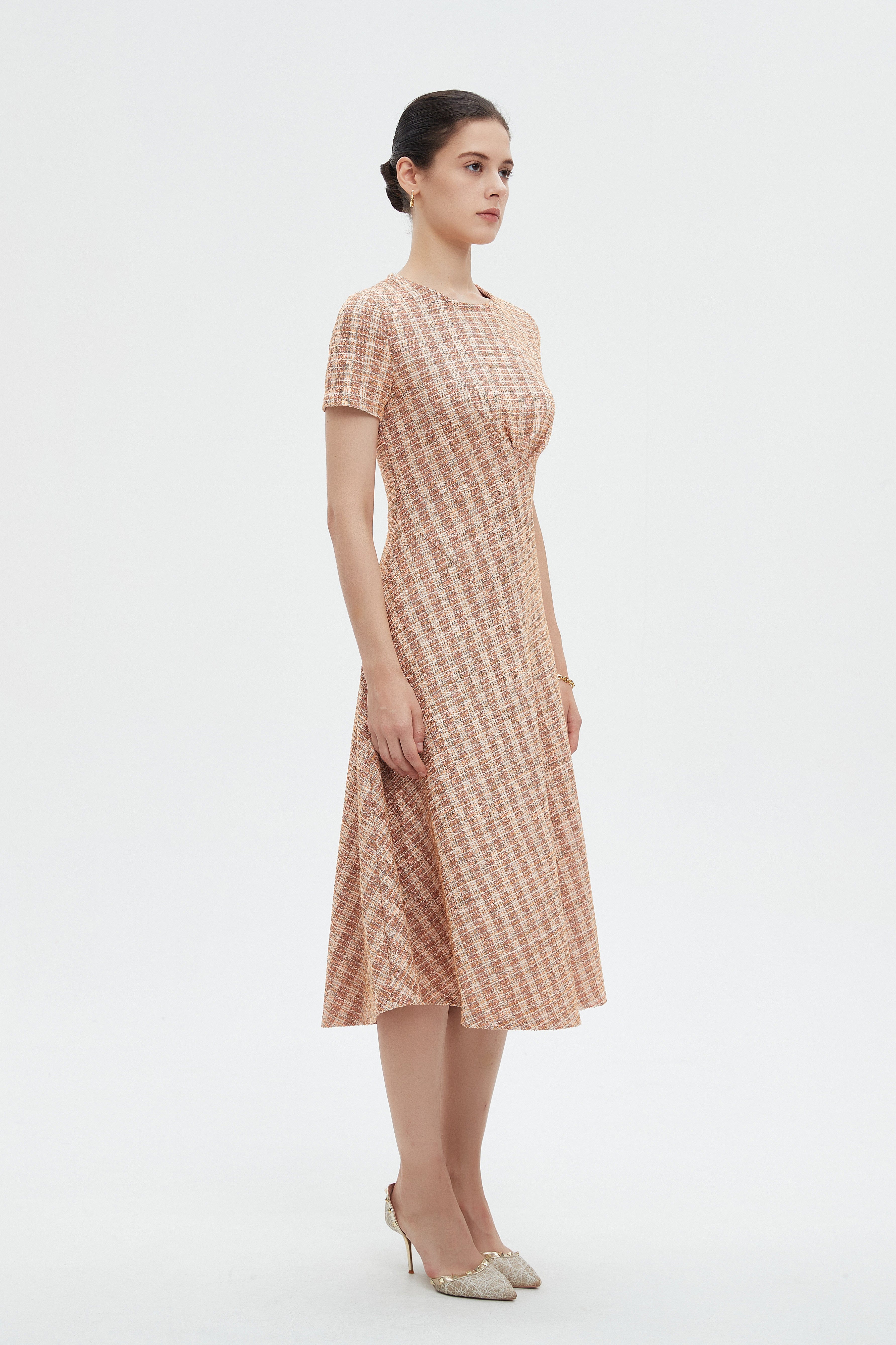 ميكا فستان نسائي ميدي نص كم مخطط