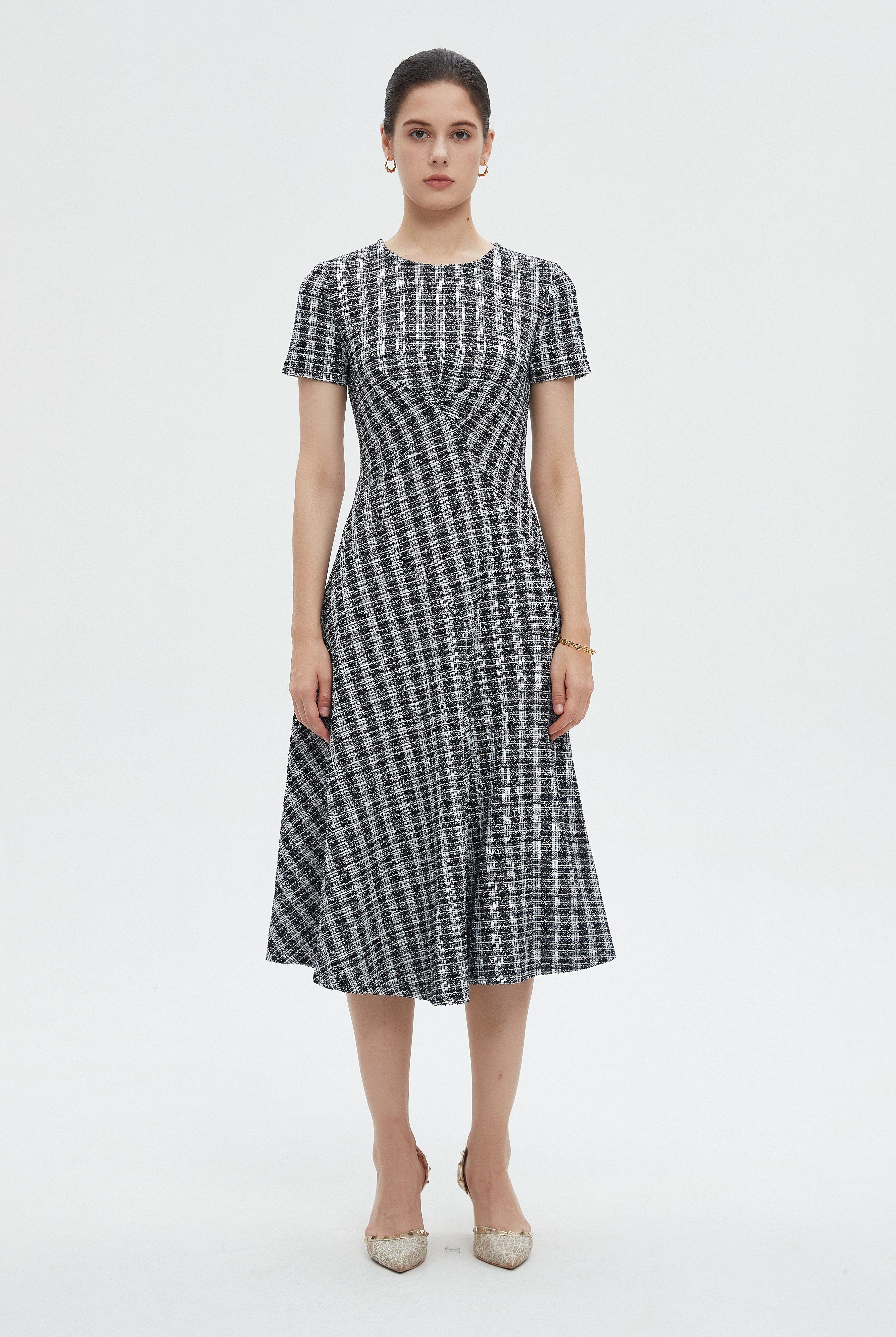 ميكا فستان نسائي ميدي نص كم مخطط