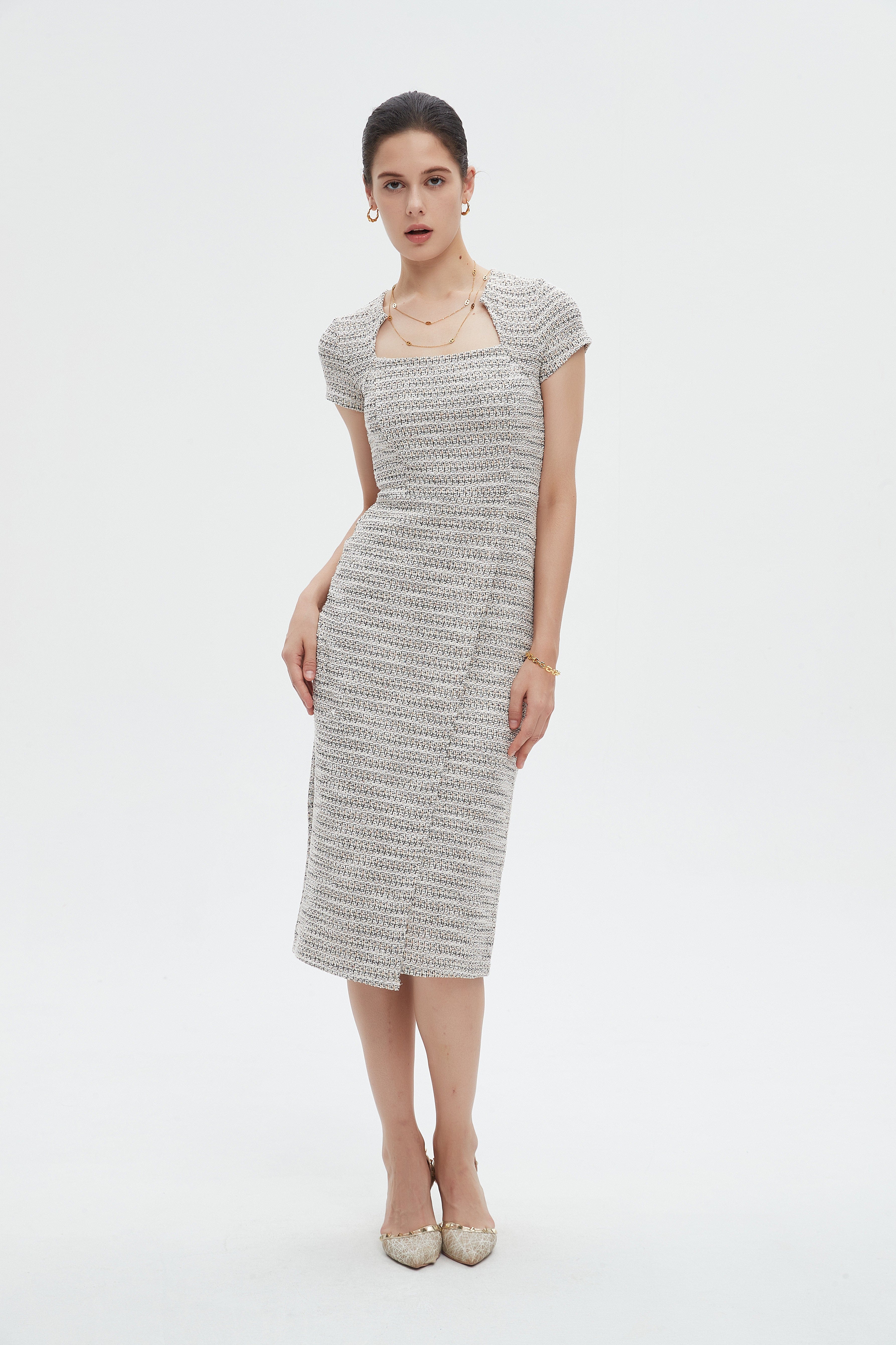 ميكا فستان نسائي ميدي مخطط بفتحة رقبة مربعة