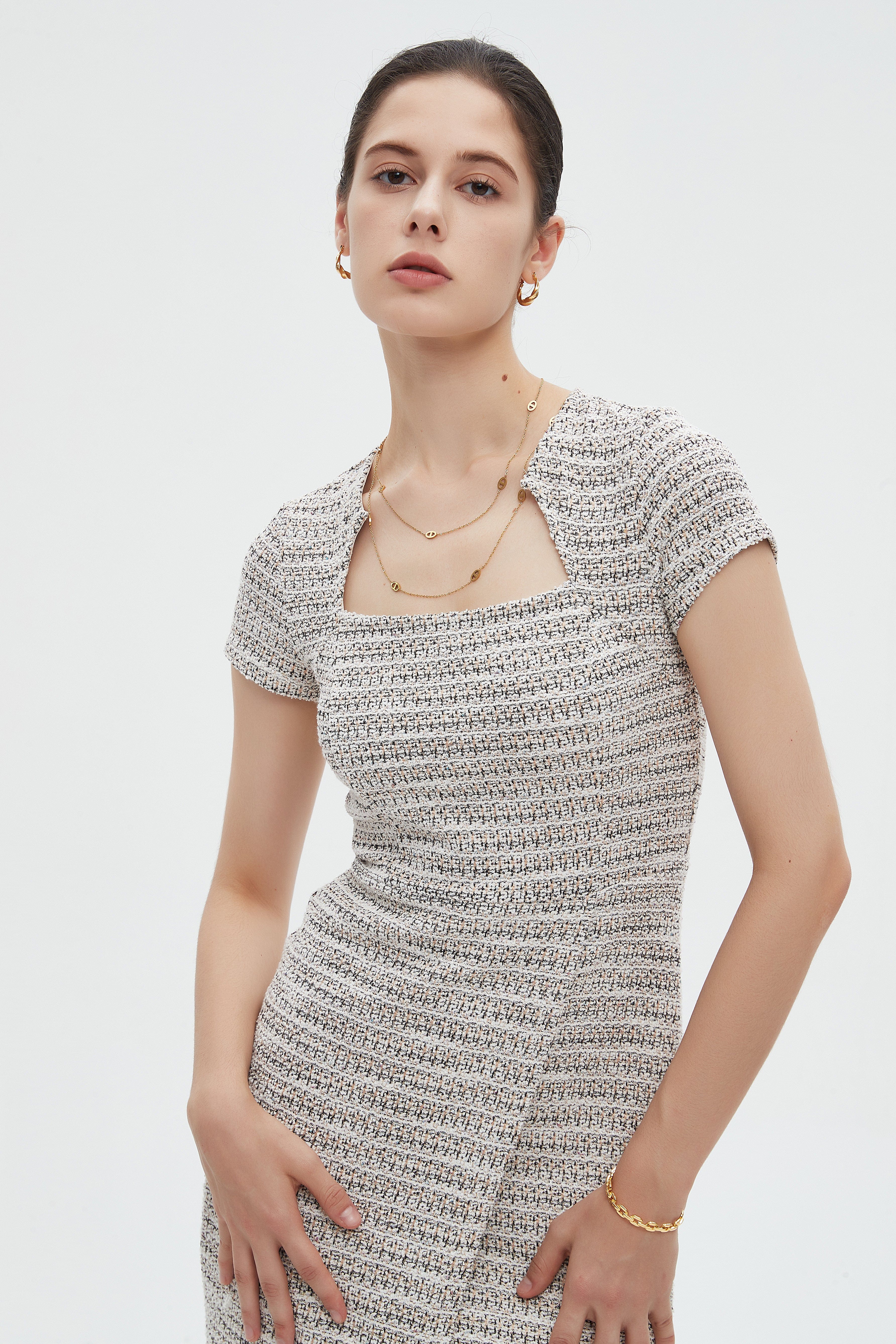 ميكا فستان نسائي ميدي مخطط بفتحة رقبة مربعة