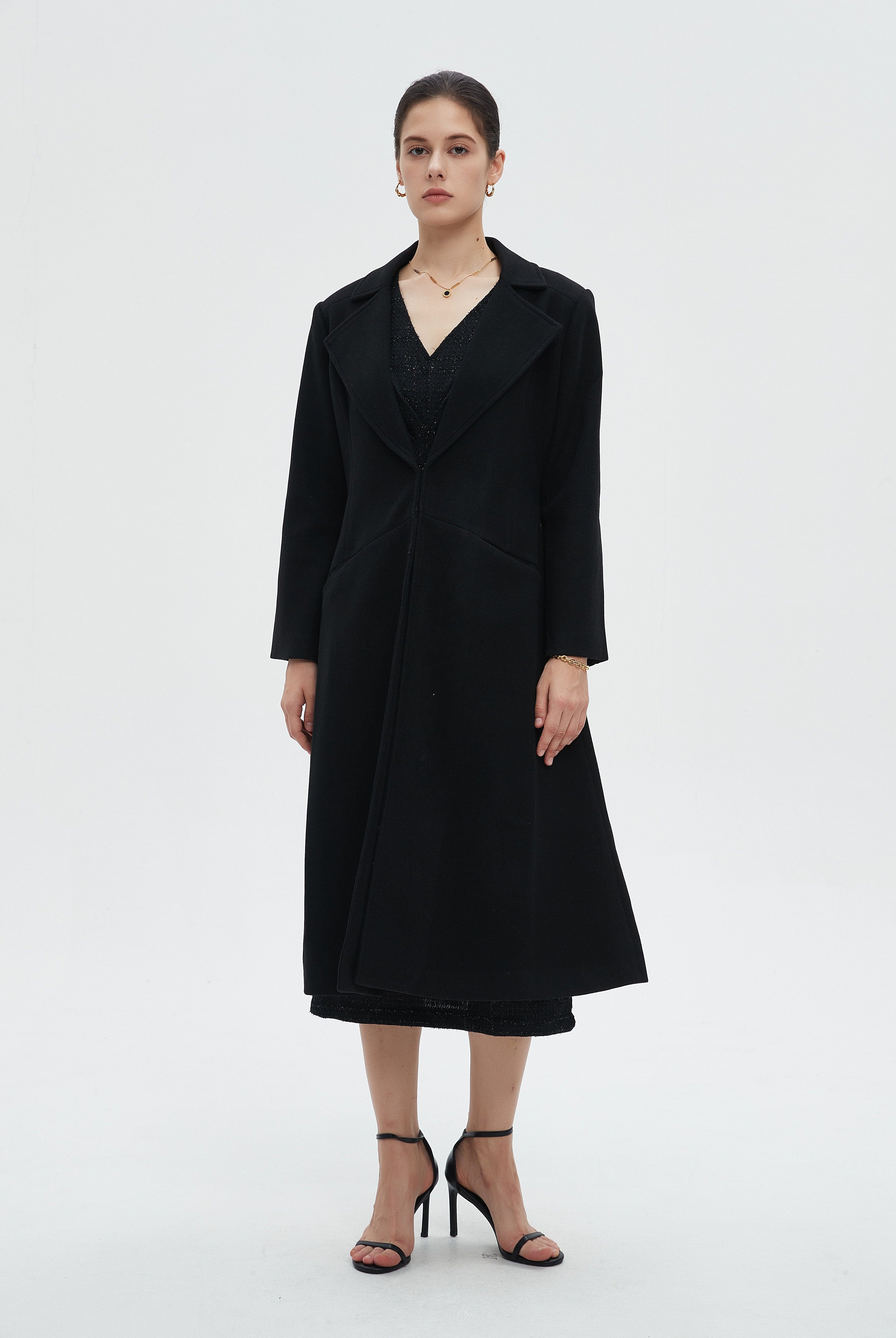 ميكا جاكيت نسائي طويل بأكمام طويلة وياقة كبيرة