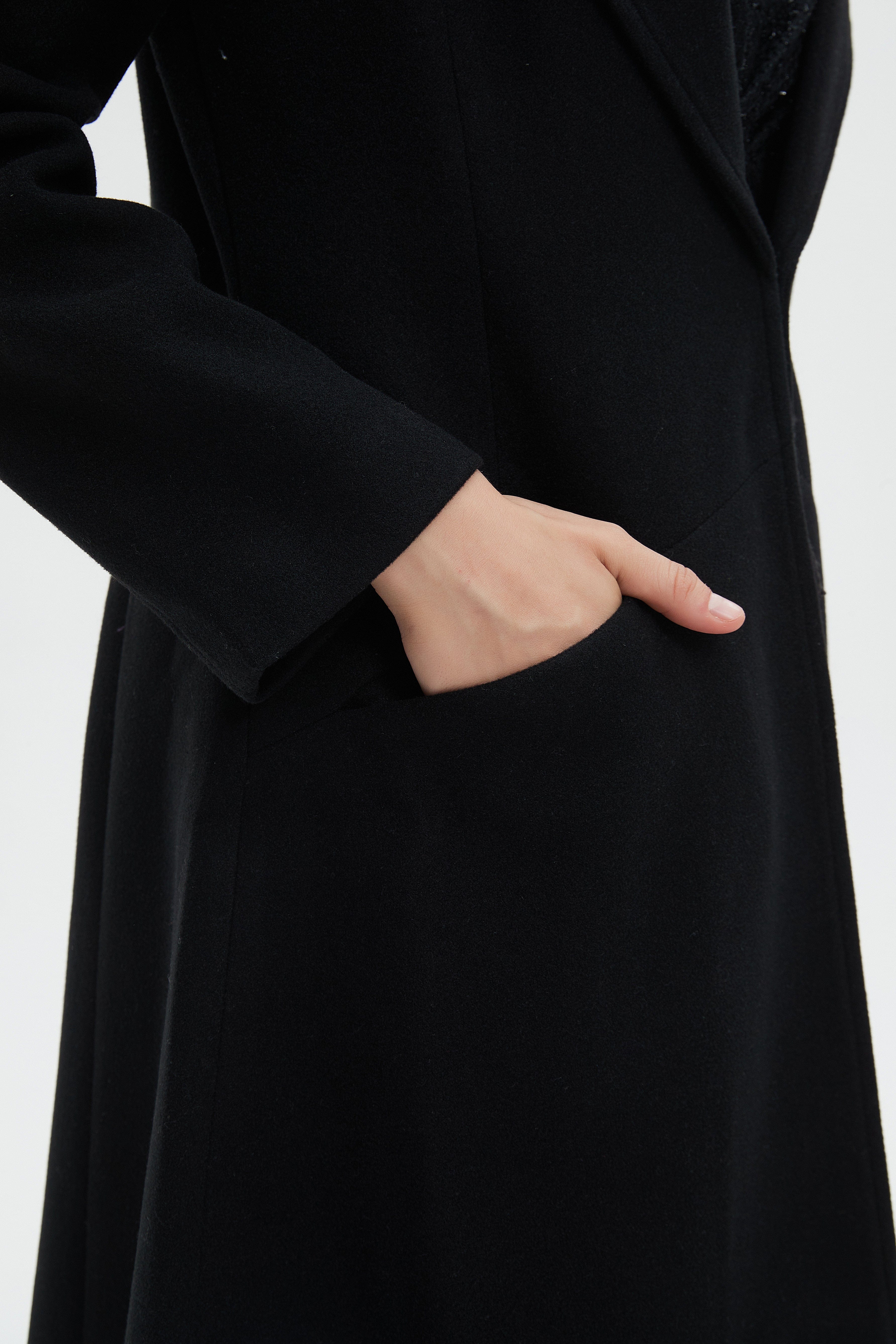 ميكا جاكيت نسائي طويل بأكمام طويلة وياقة كبيرة