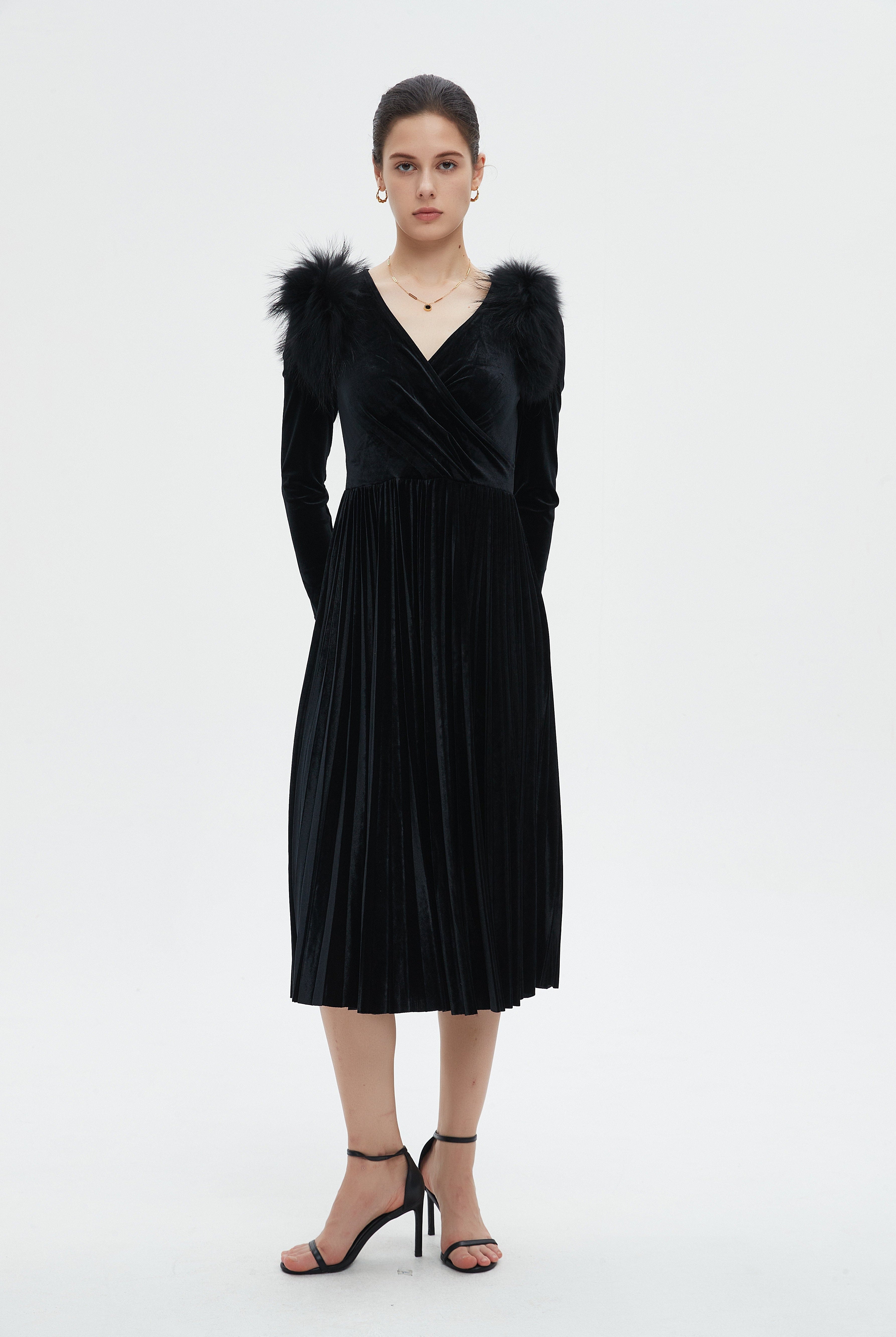 ميكا فستان نسائي بكم طويل وأزرار أمامية للركبة