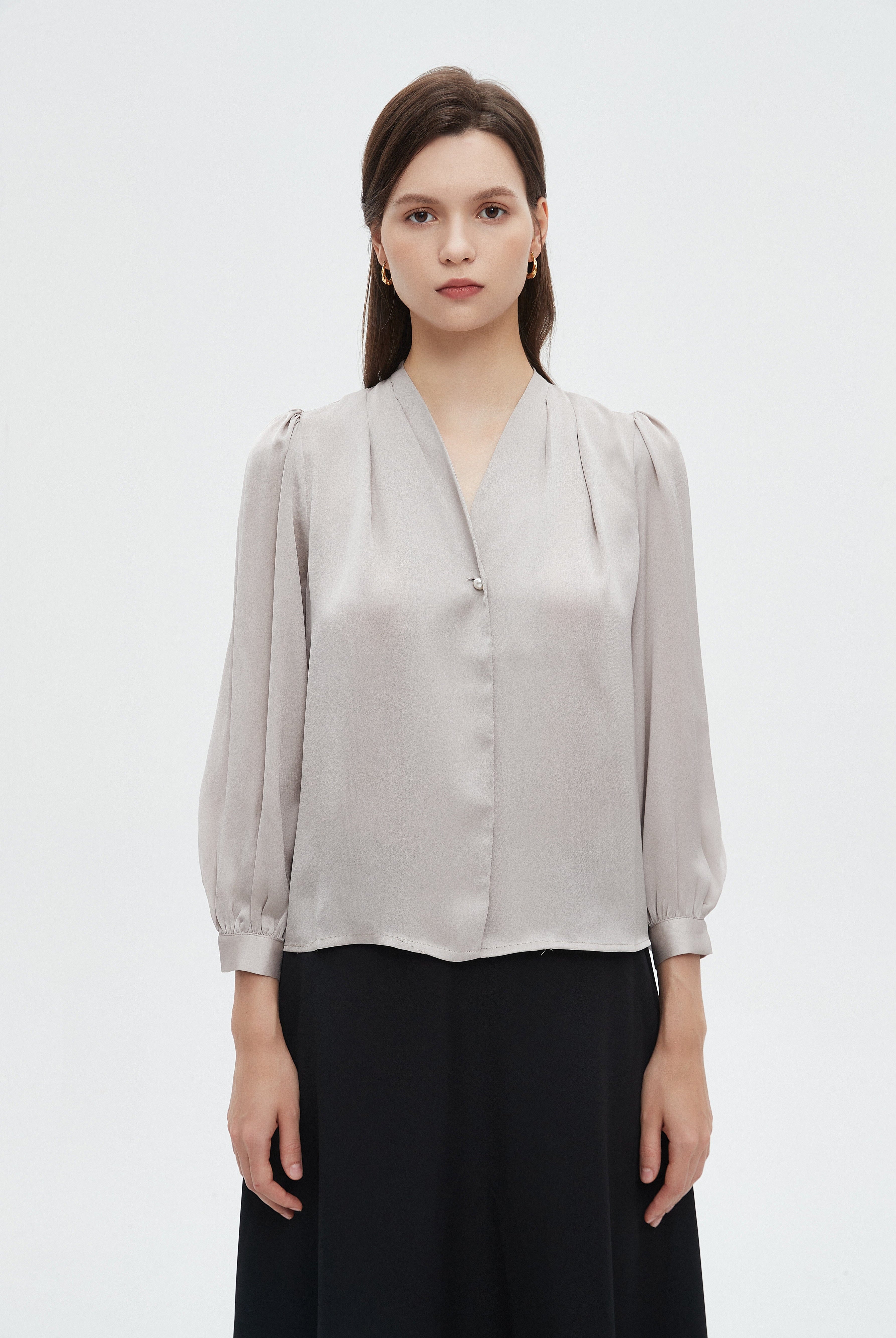 ميكا بلوزة طويلة بأكمام طويلة نسائية وفتحة رقبة على شكل V