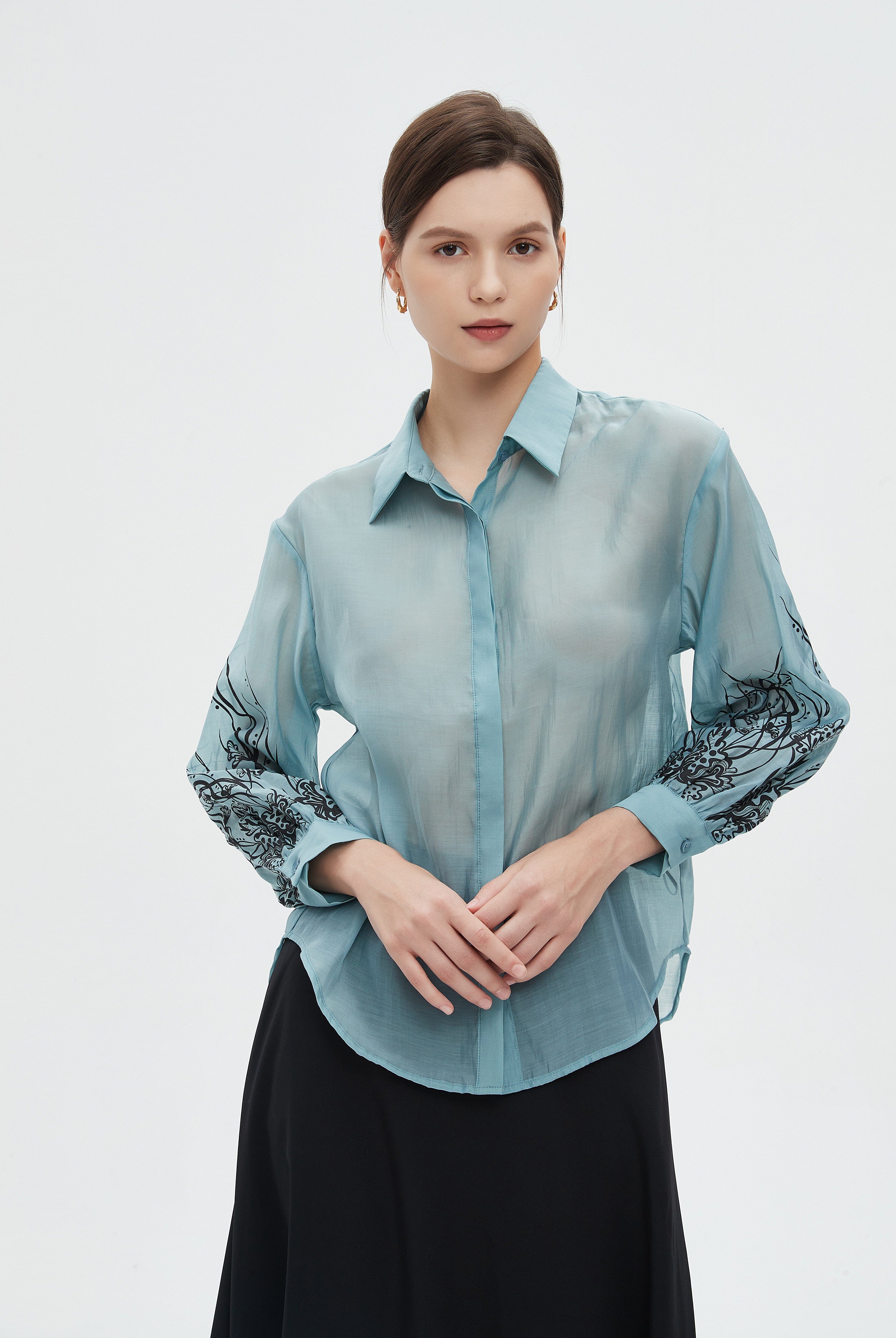 ميكا بلوزة طويلة 3/4 كم سادة برقبة دائرية