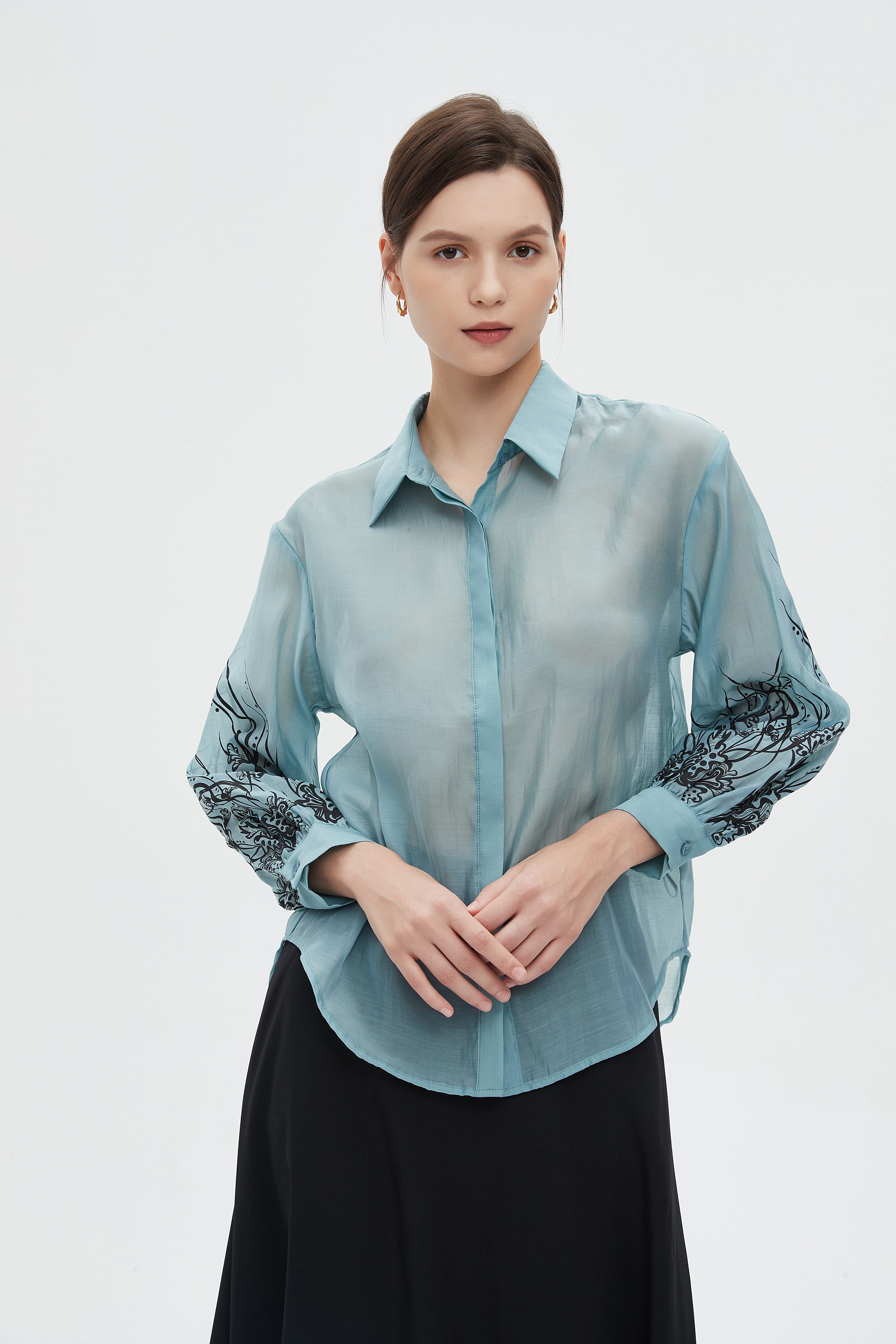 ميكا بلوزة طويلة 3/4 كم سادة برقبة دائرية