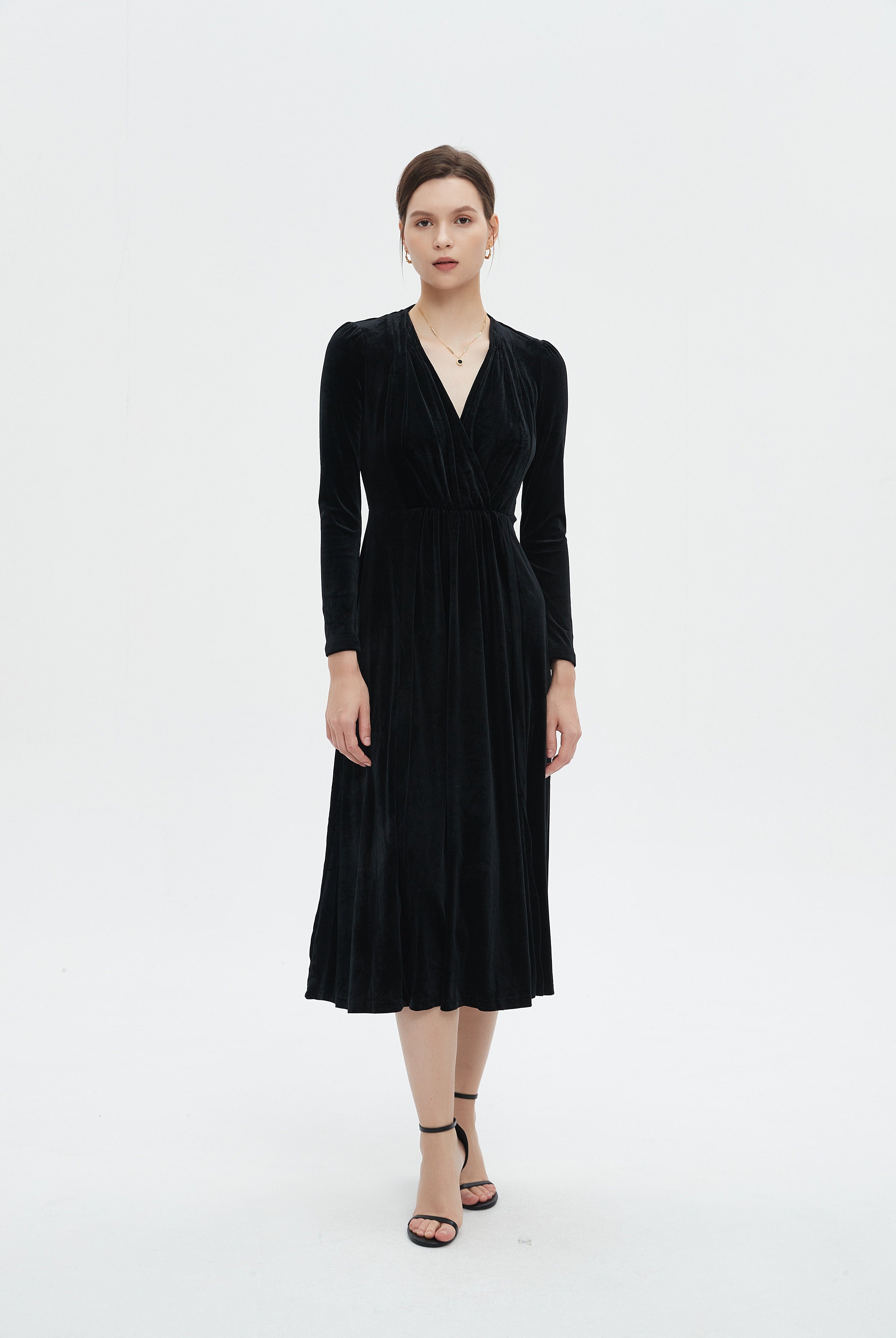 ميكا فستان نسائي ميدي سادة بكم طويل وفتحة رقبة V