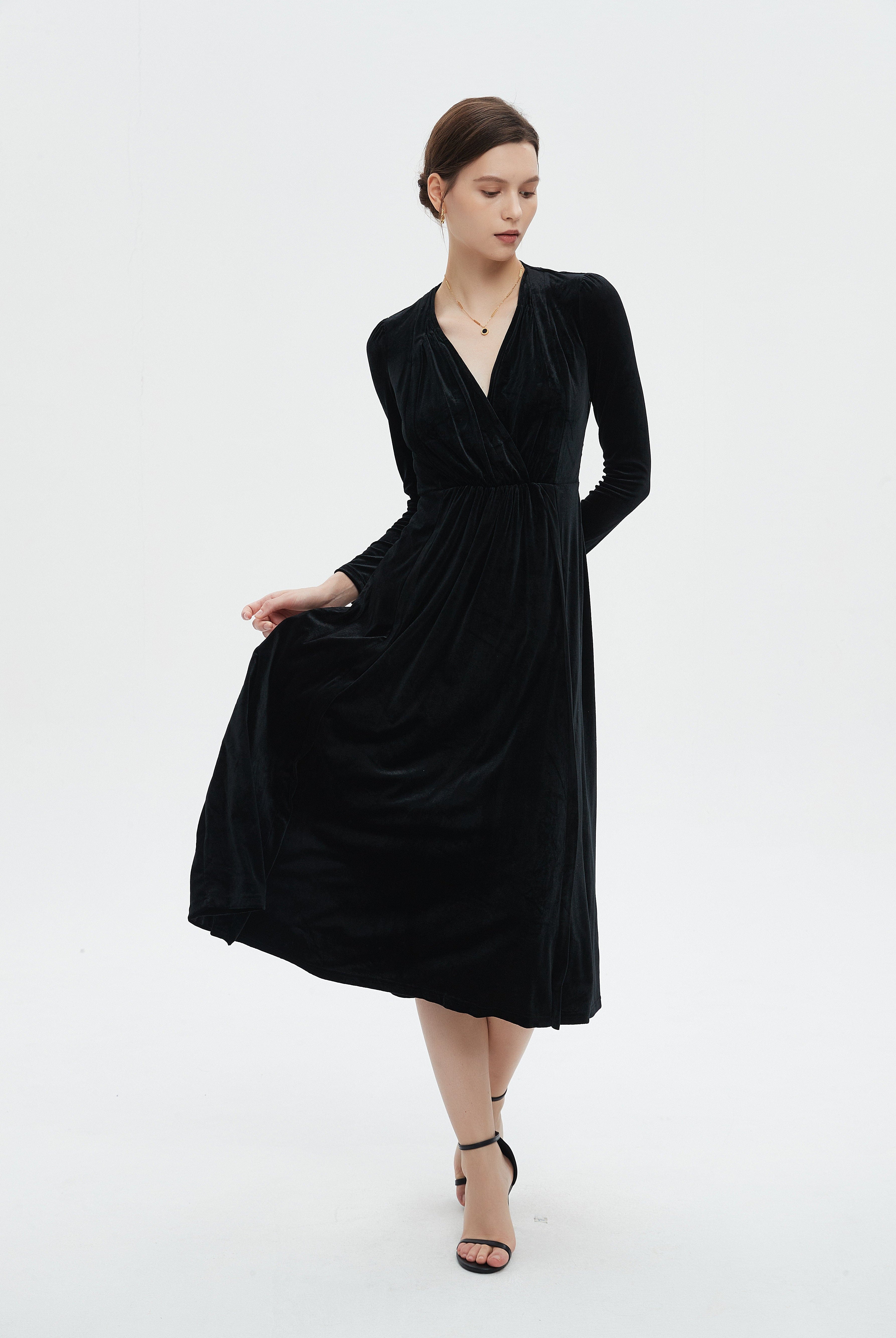 ميكا فستان نسائي ميدي سادة بكم طويل وفتحة رقبة V