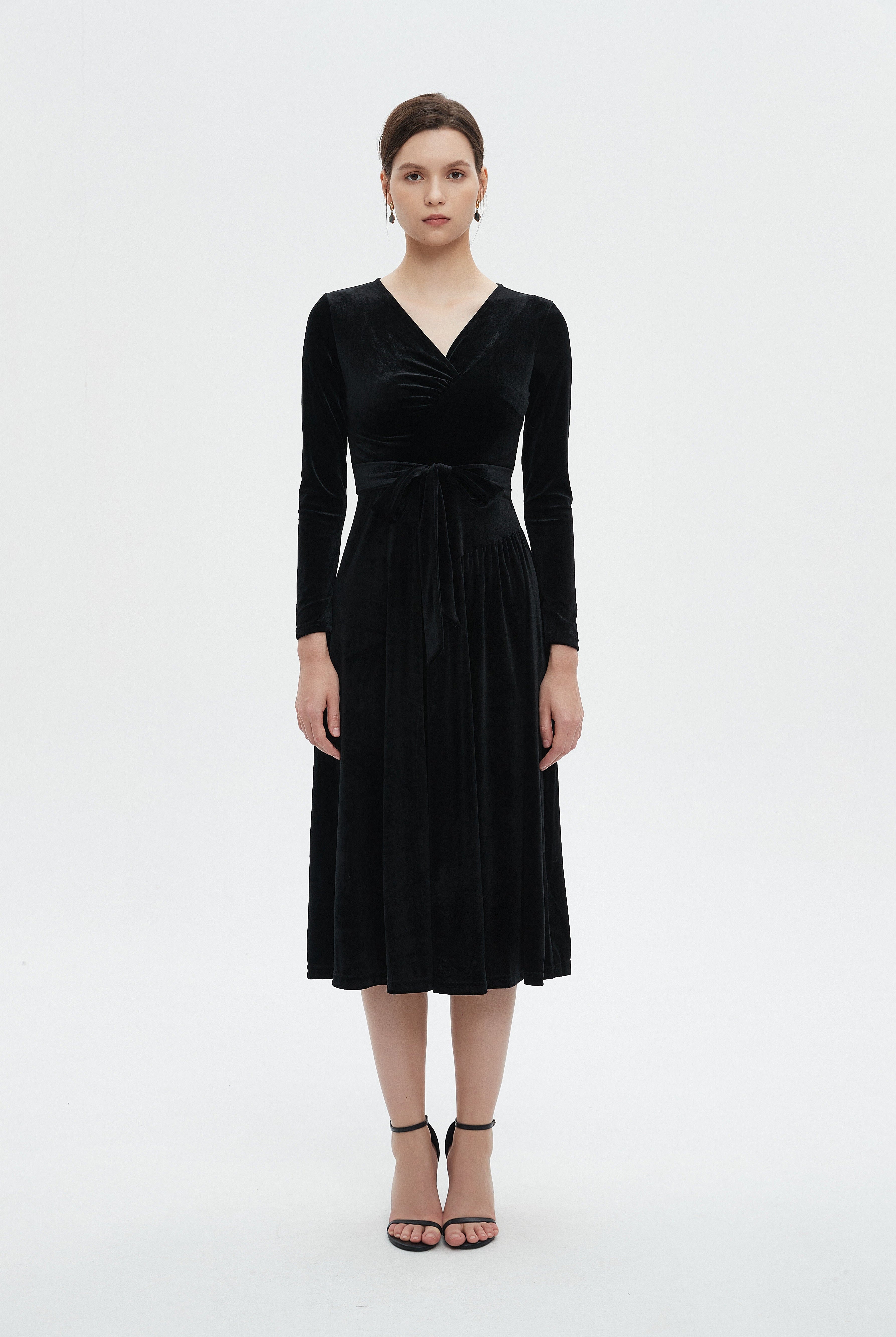 ميكا فستان نسائي مخملي ميدي بأكمام طويلة