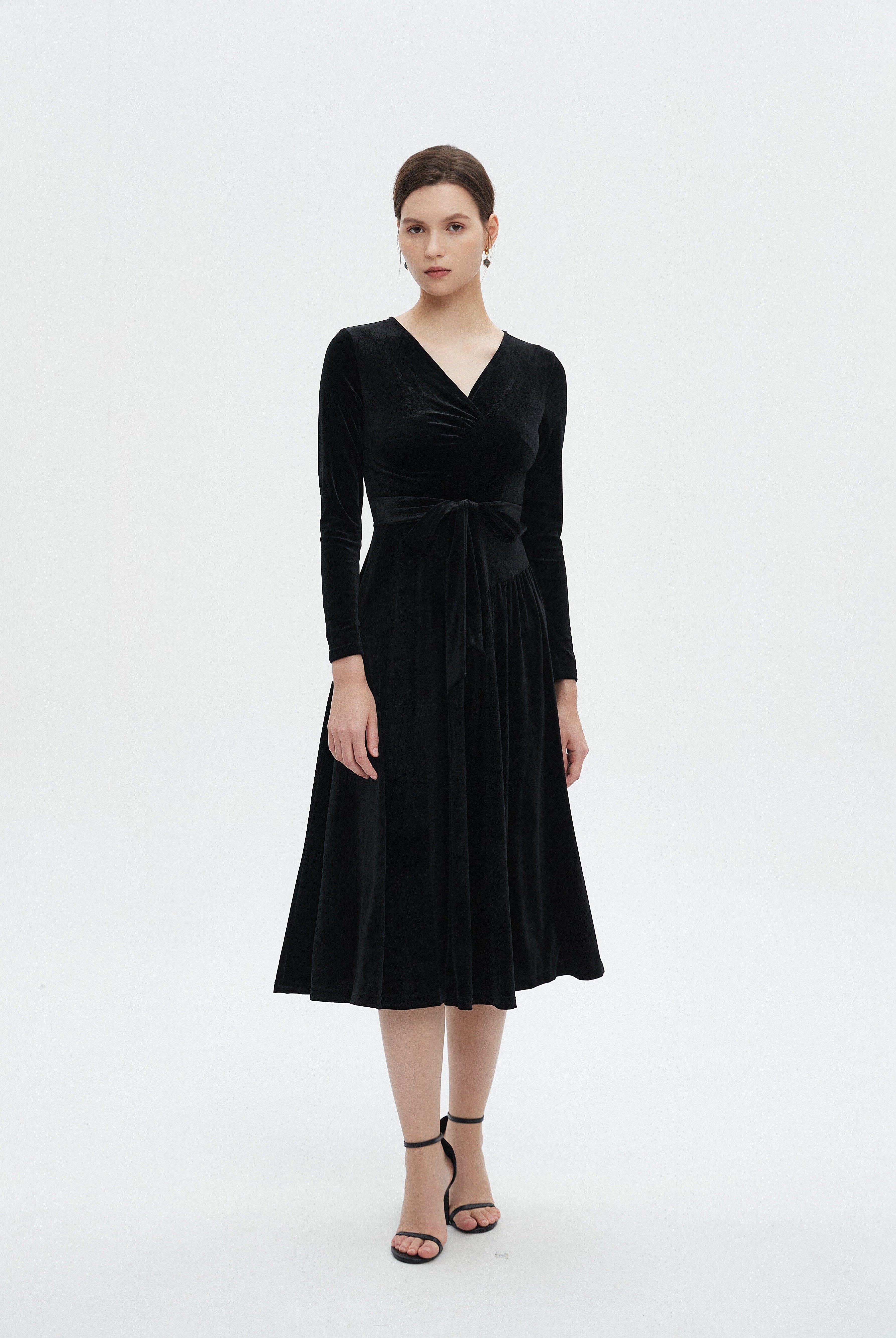 ميكا فستان نسائي مخملي ميدي بأكمام طويلة