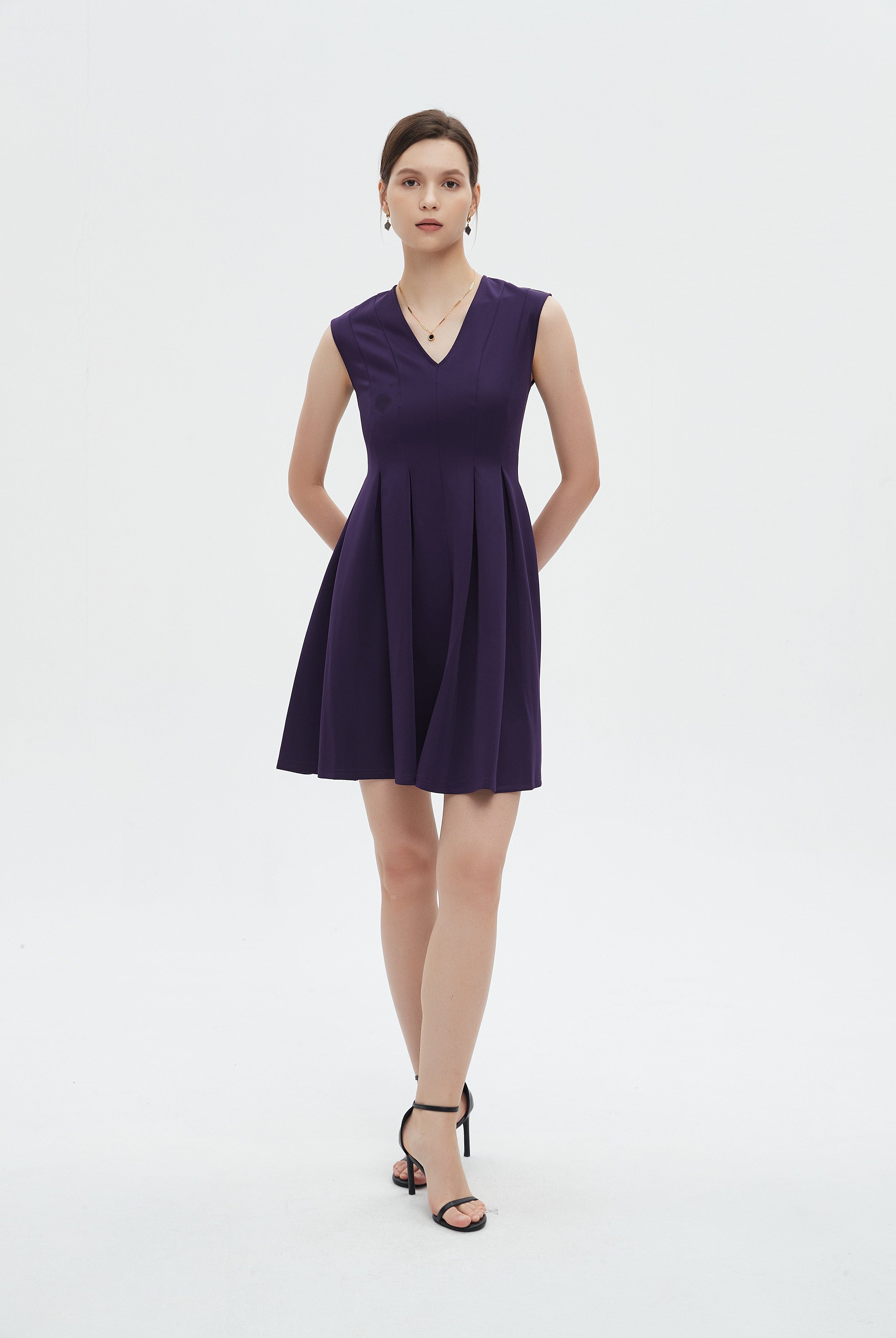 ميكا فستان ميني نسائي كات سادة بقصة كشكش