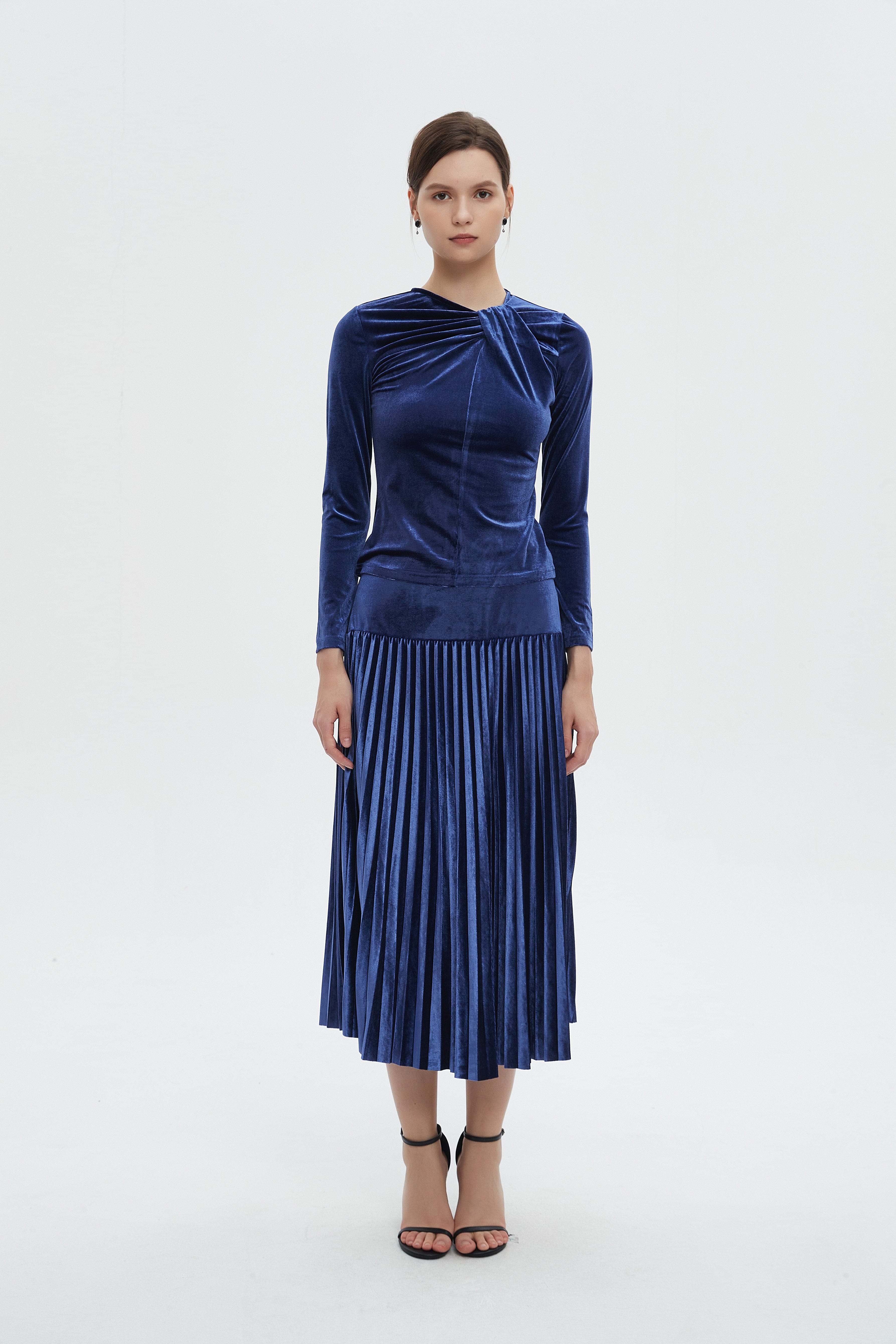 ميكا بلوزة نسائية شتوية بأكمام طويلة