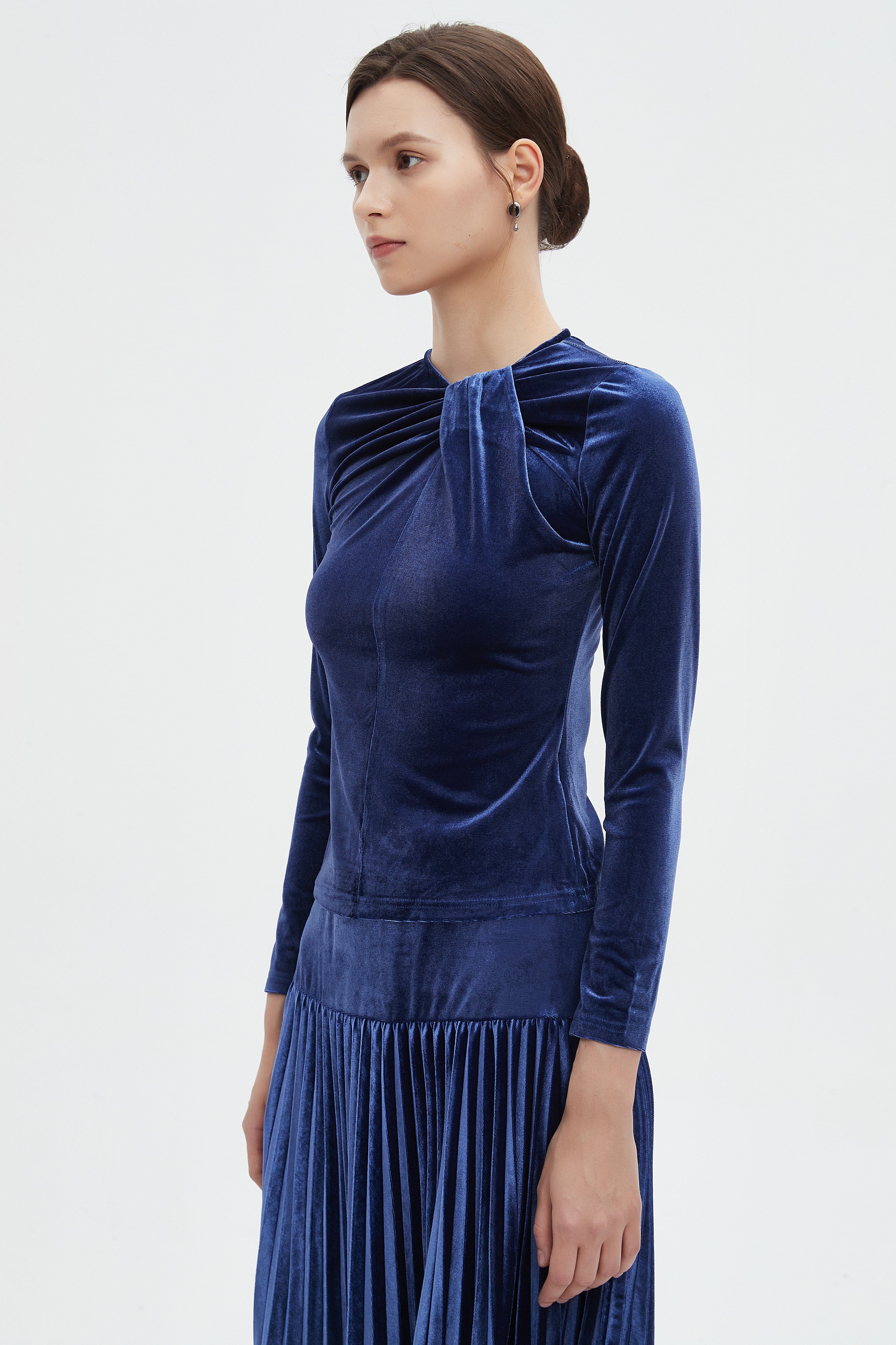 ميكا بلوزة نسائية شتوية بأكمام طويلة