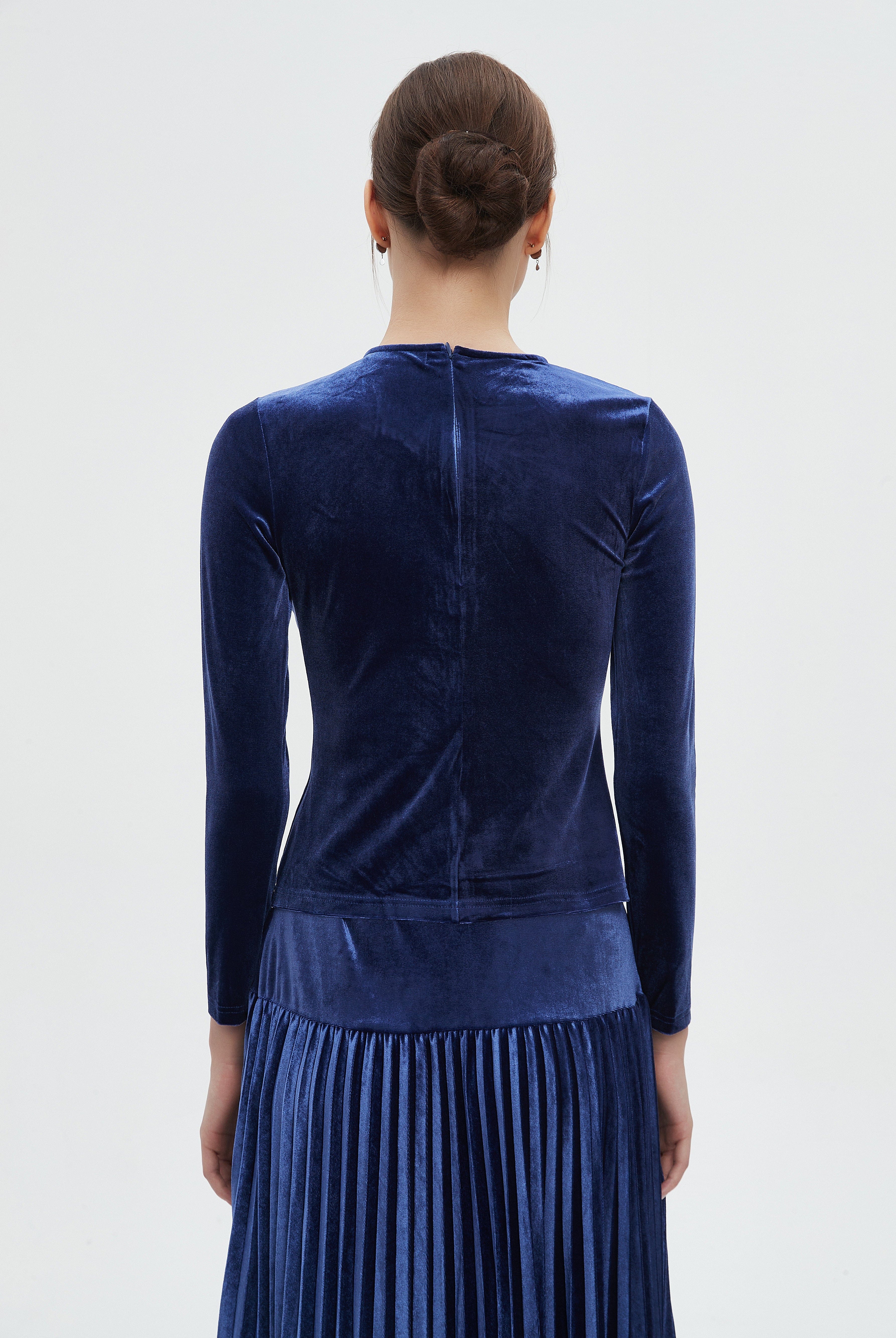 ميكا بلوزة نسائية شتوية بأكمام طويلة