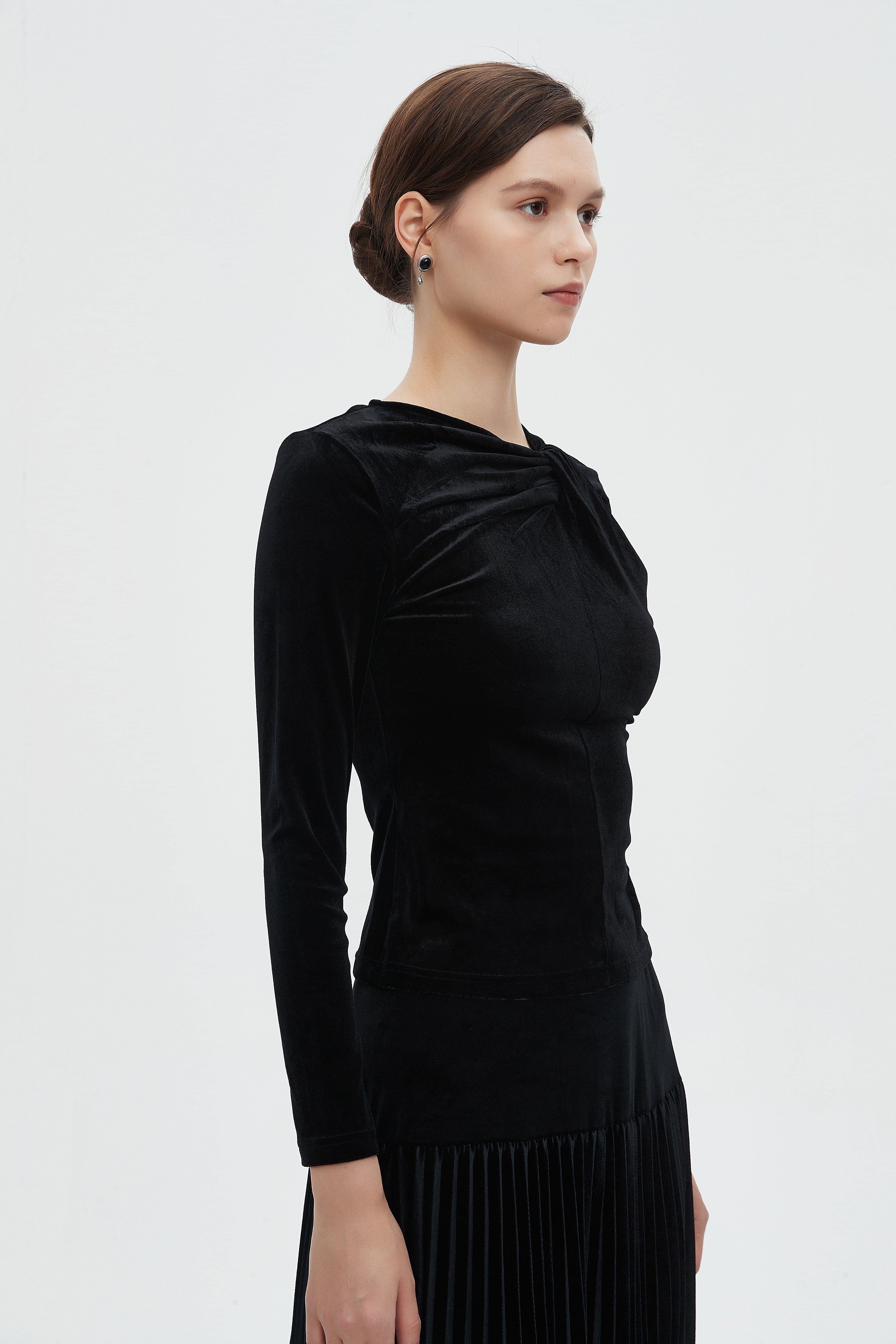 ميكا بلوزة نسائية شتوية بأكمام طويلة