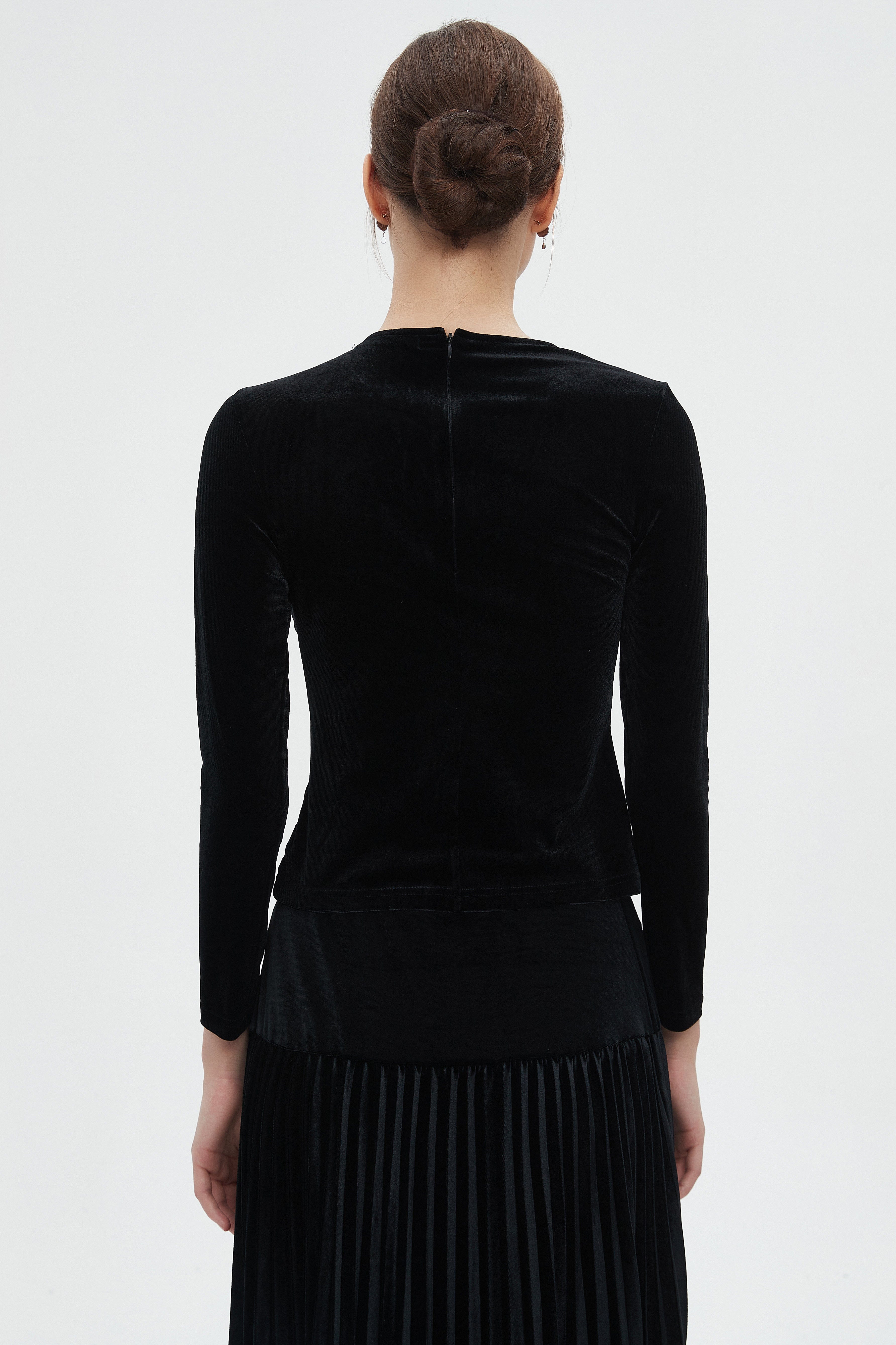 ميكا بلوزة نسائية شتوية بأكمام طويلة