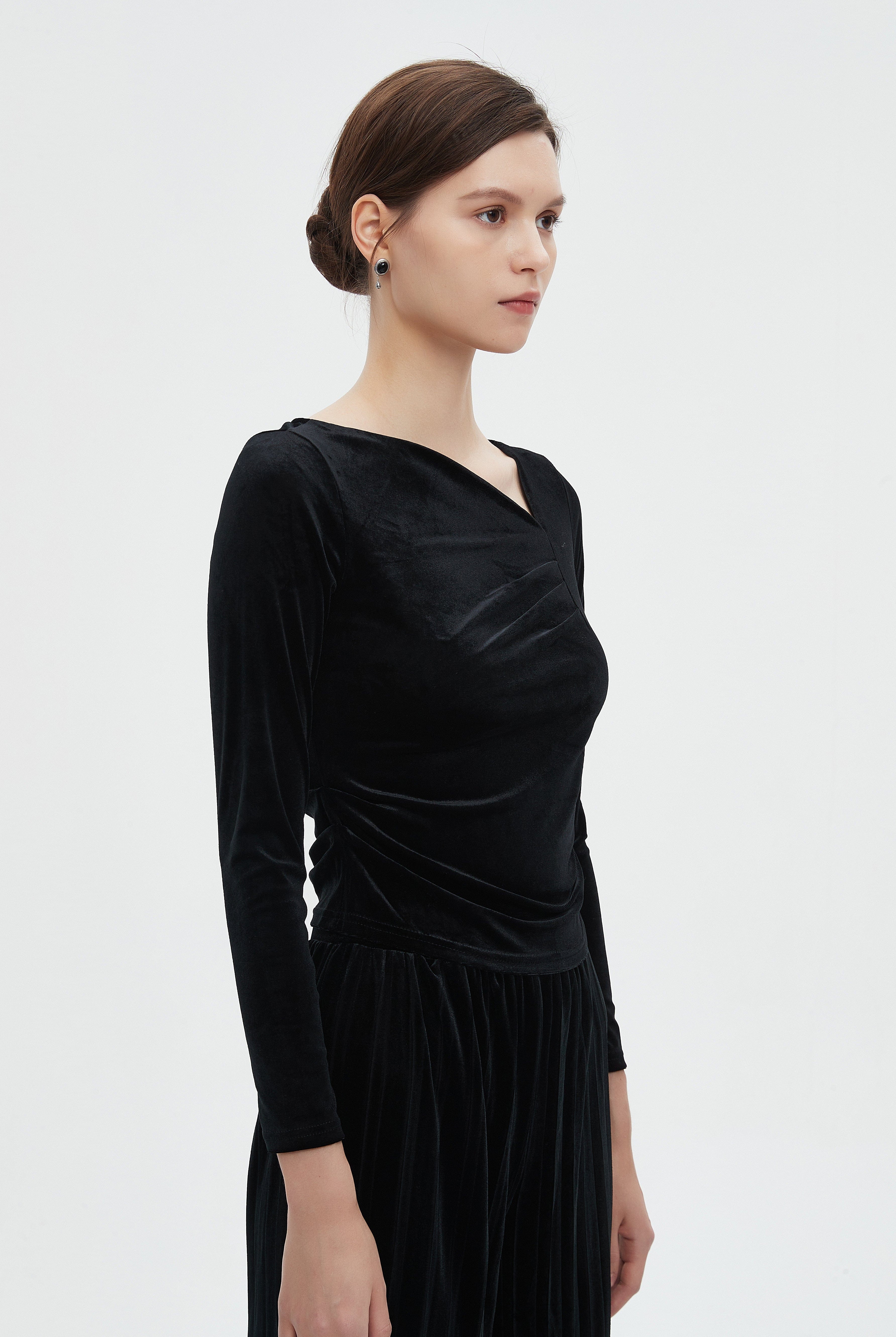 ميكا بلوزة نسائية بكم طويل شتوية سادة