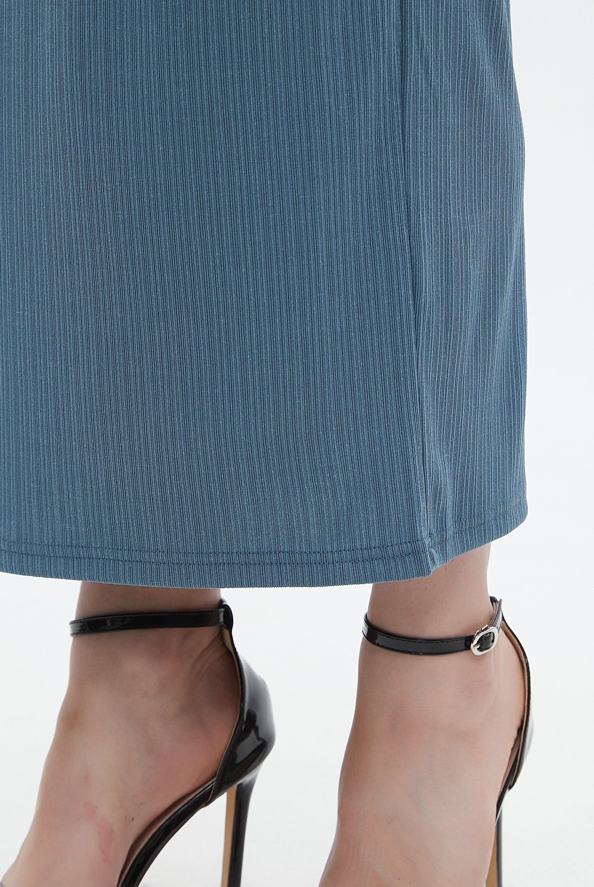 ميكا تنورة طويلة سادة بخصر مرتفع