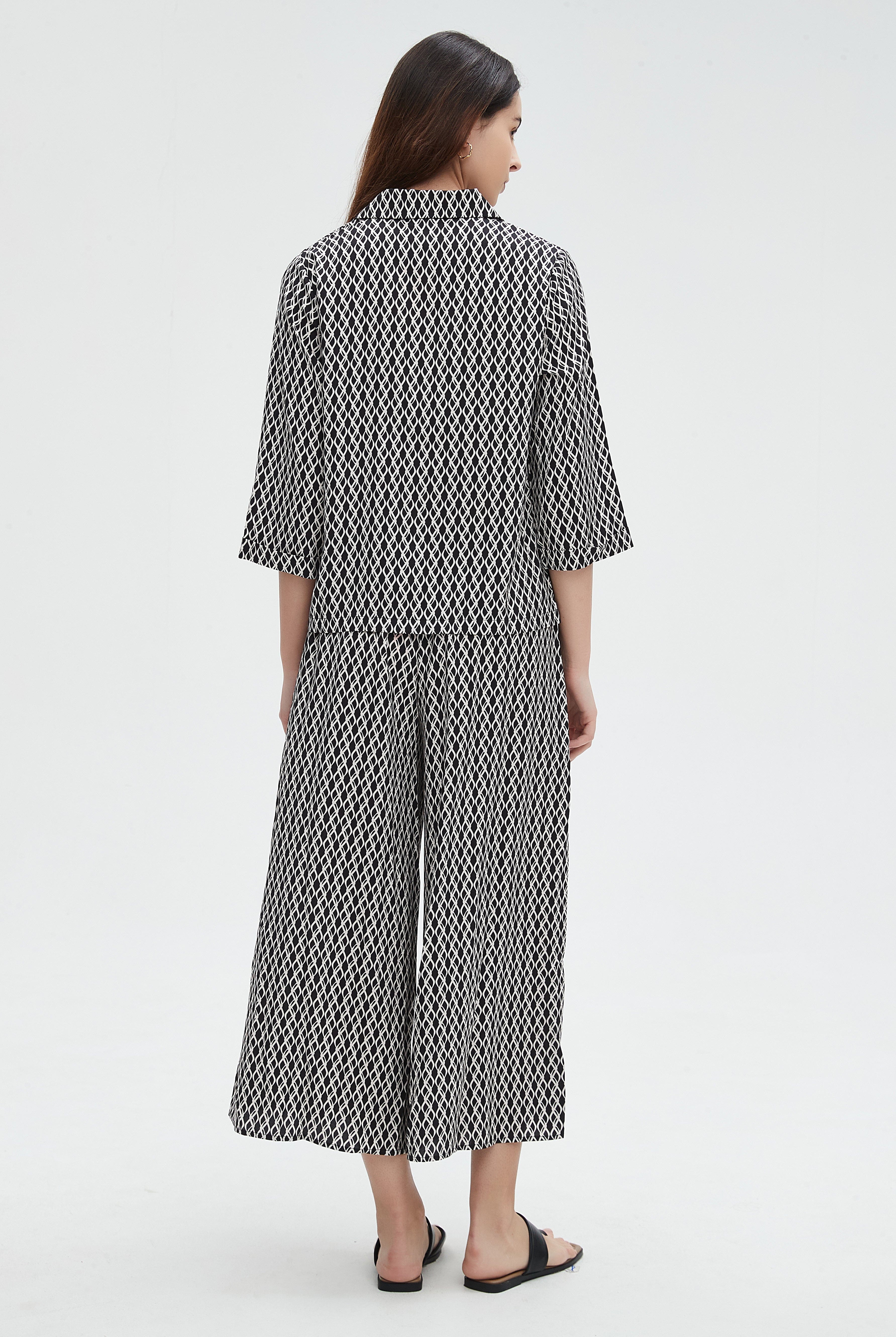 نتشي بنطلون نسائي 3/4 واسع منقط