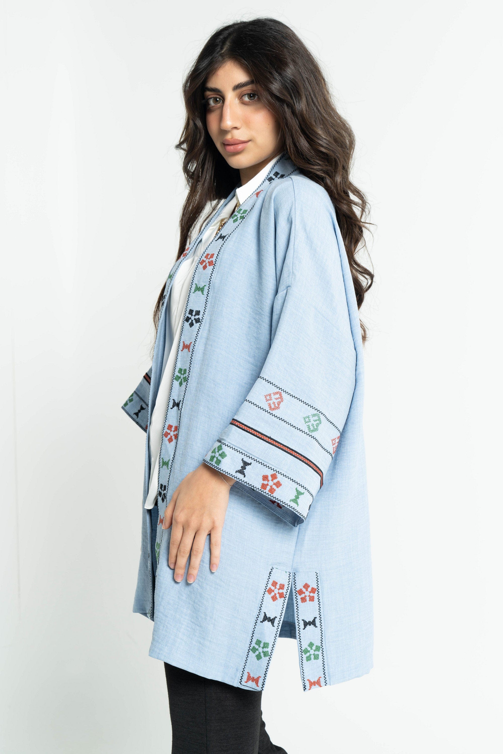 ببل فاشن كيمونو نسائي سادة مشغول من الحواف