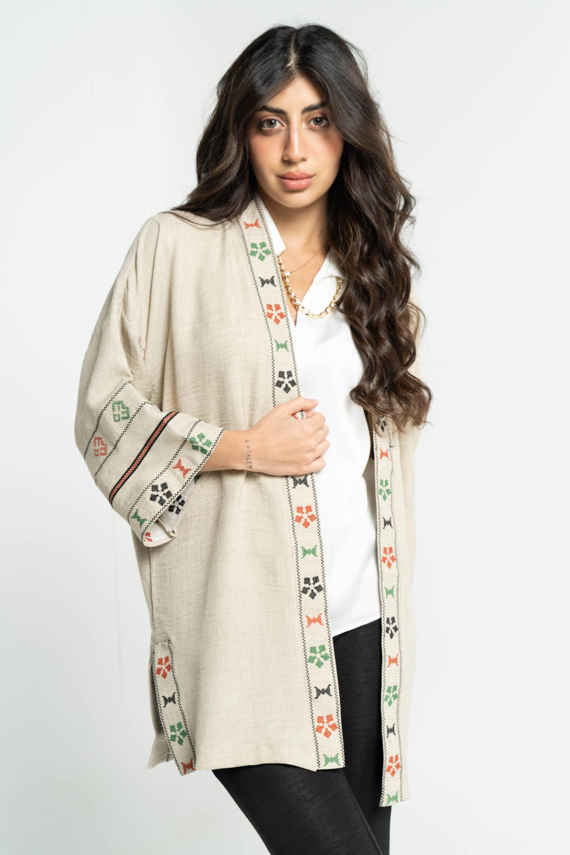 ببل فاشن كيمونو نسائي سادة مشغول من الحواف