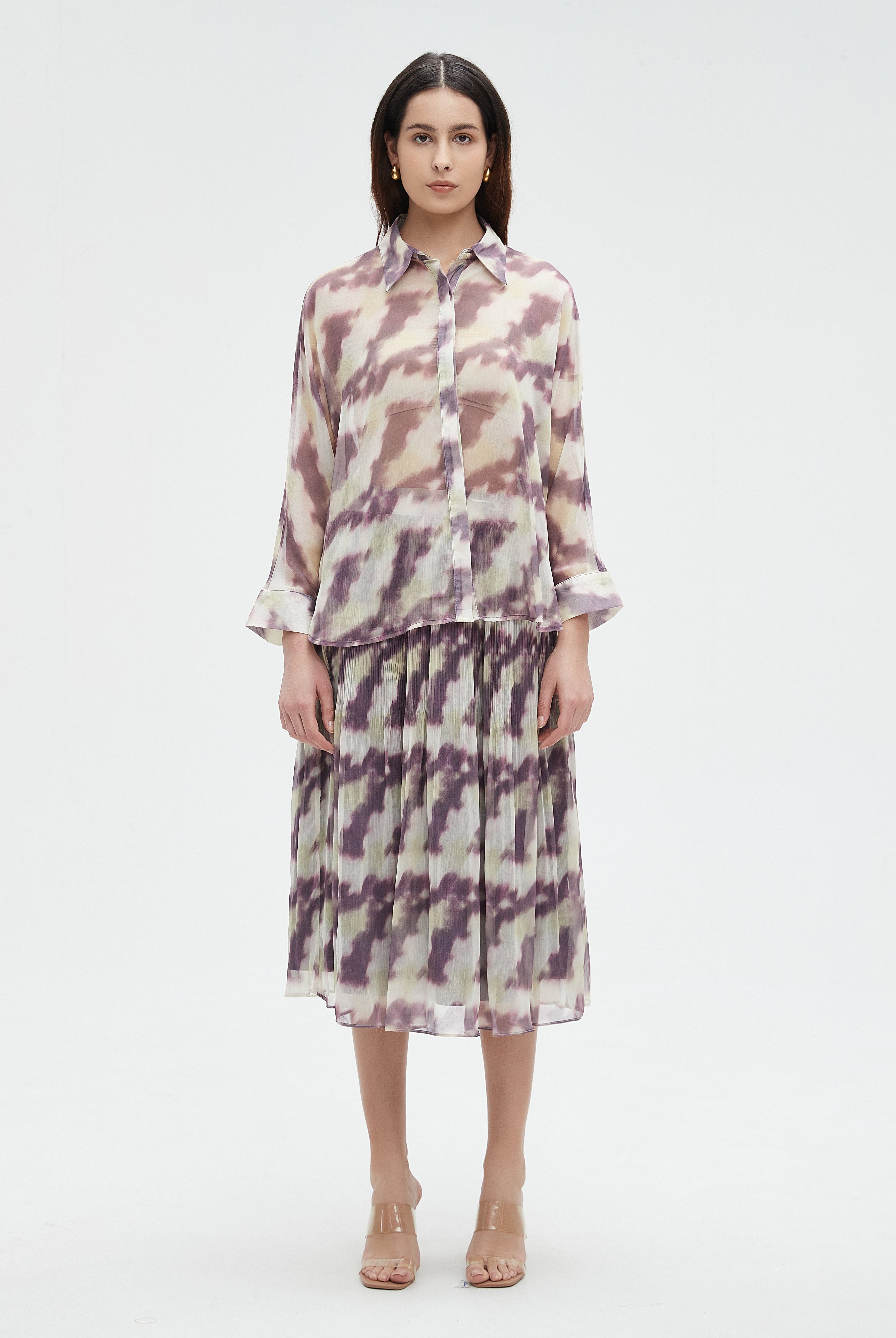 نتشي بلوزة نسائي مطبوعه بكم وأزرار