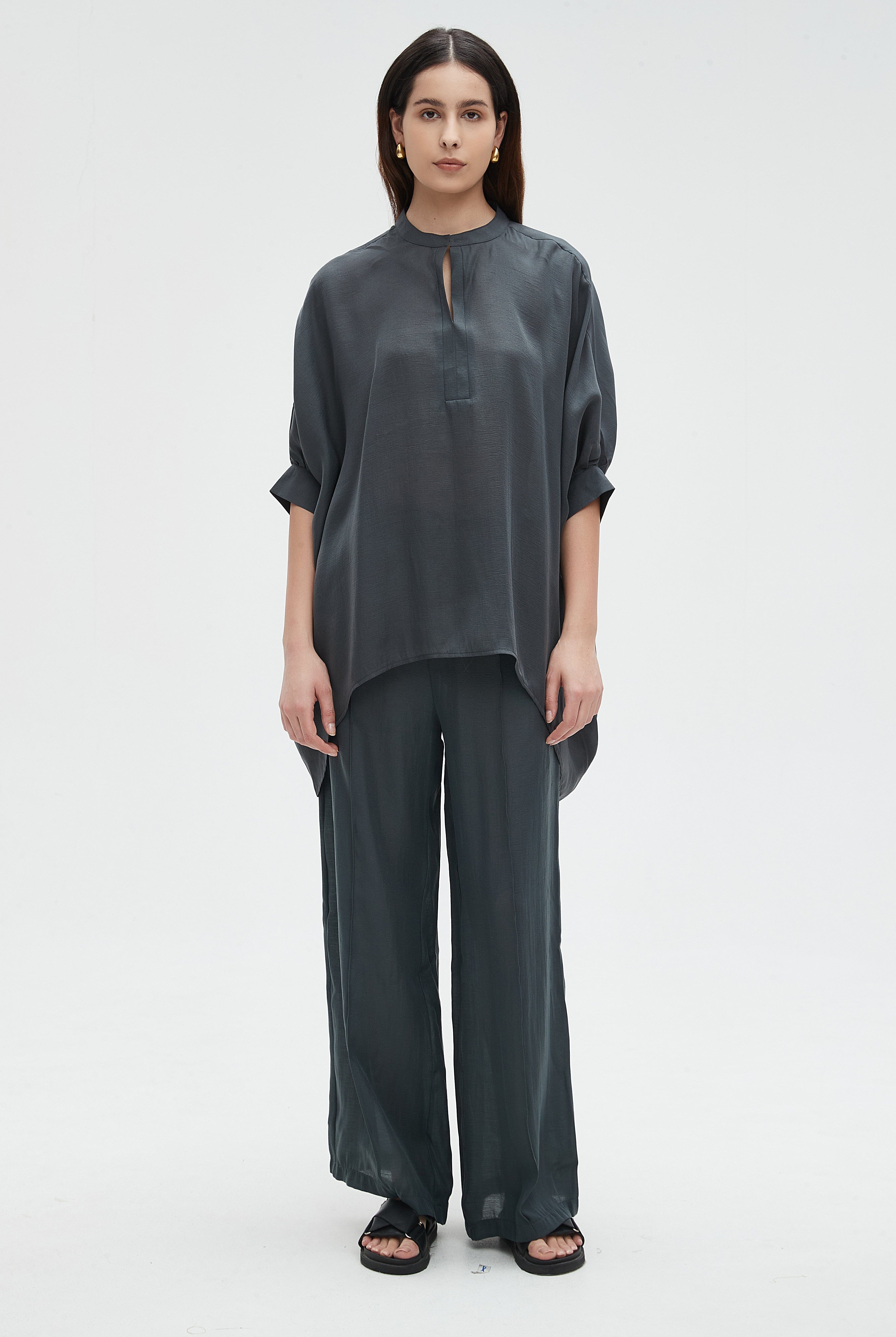 نتشي بلوزة نسائي سادة 3/4 كم