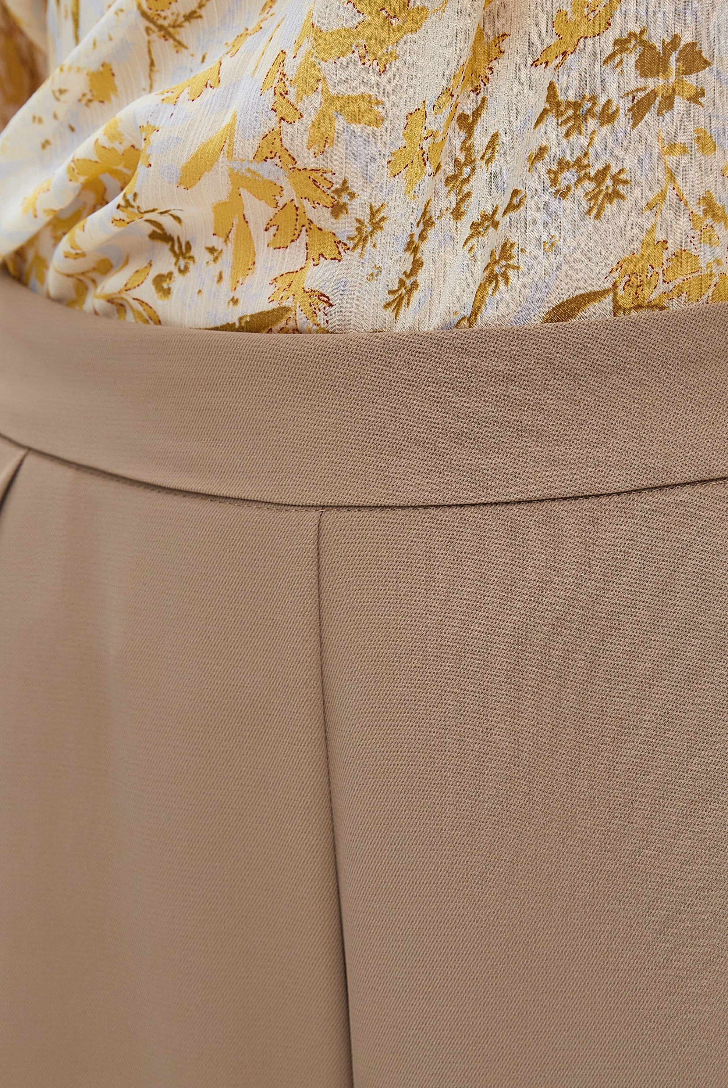 نتشي بنطلون 3/4 واسع سادة نسائي