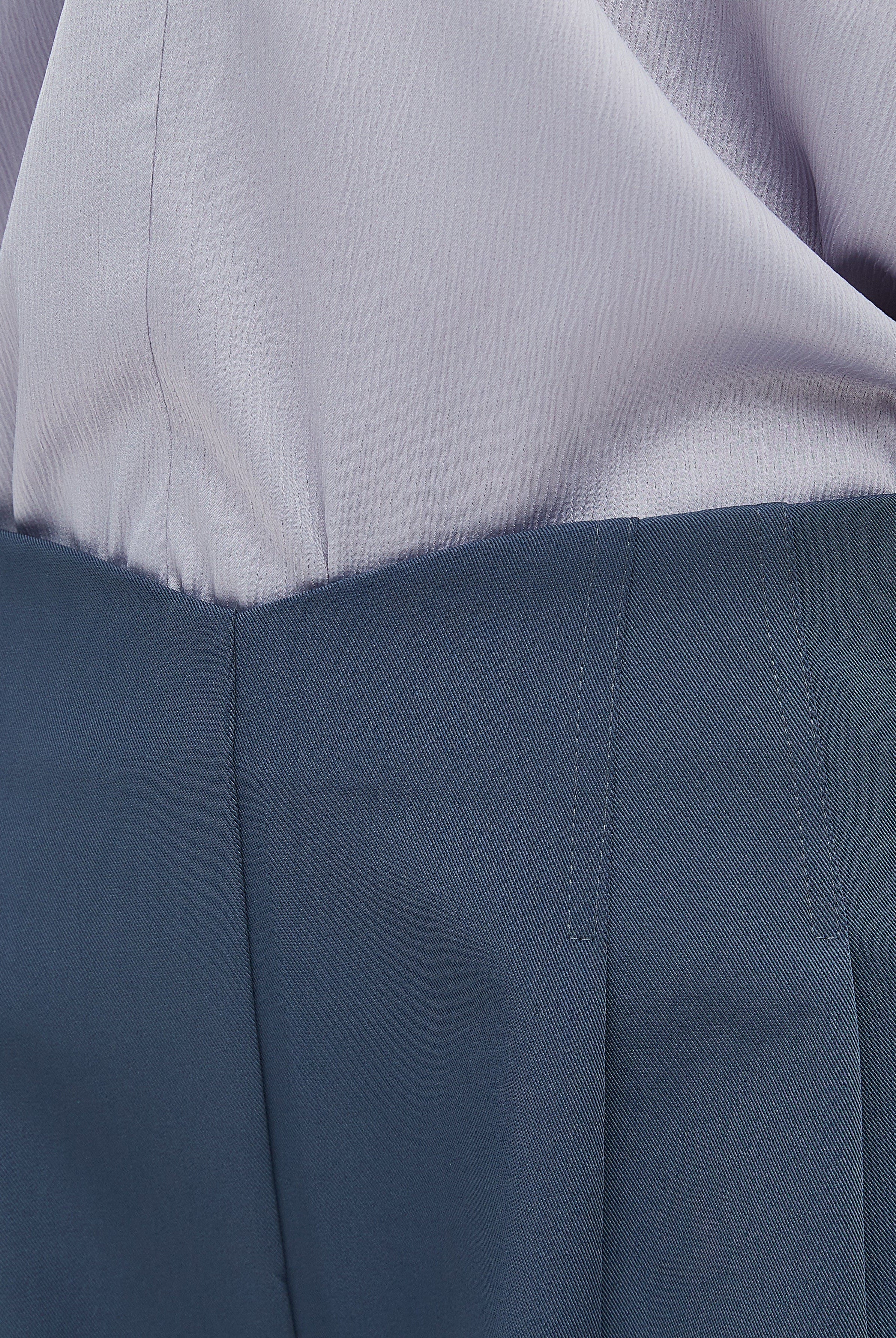 نتشي بلوزة نسائي بفتحه عالرقية 3/4 كم