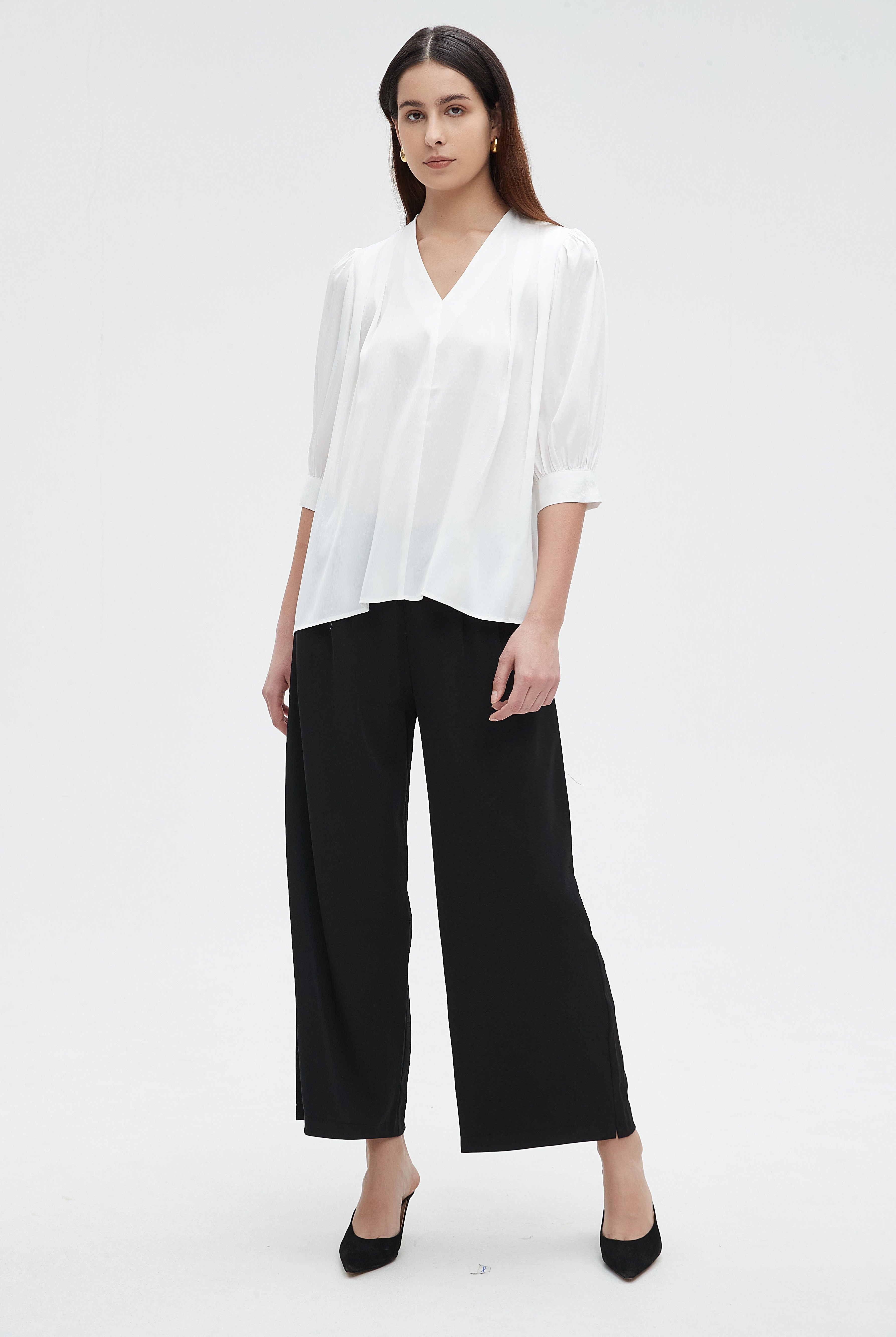 نتشي بلوزة نسائي بفتحه عالرقية 3/4 كم