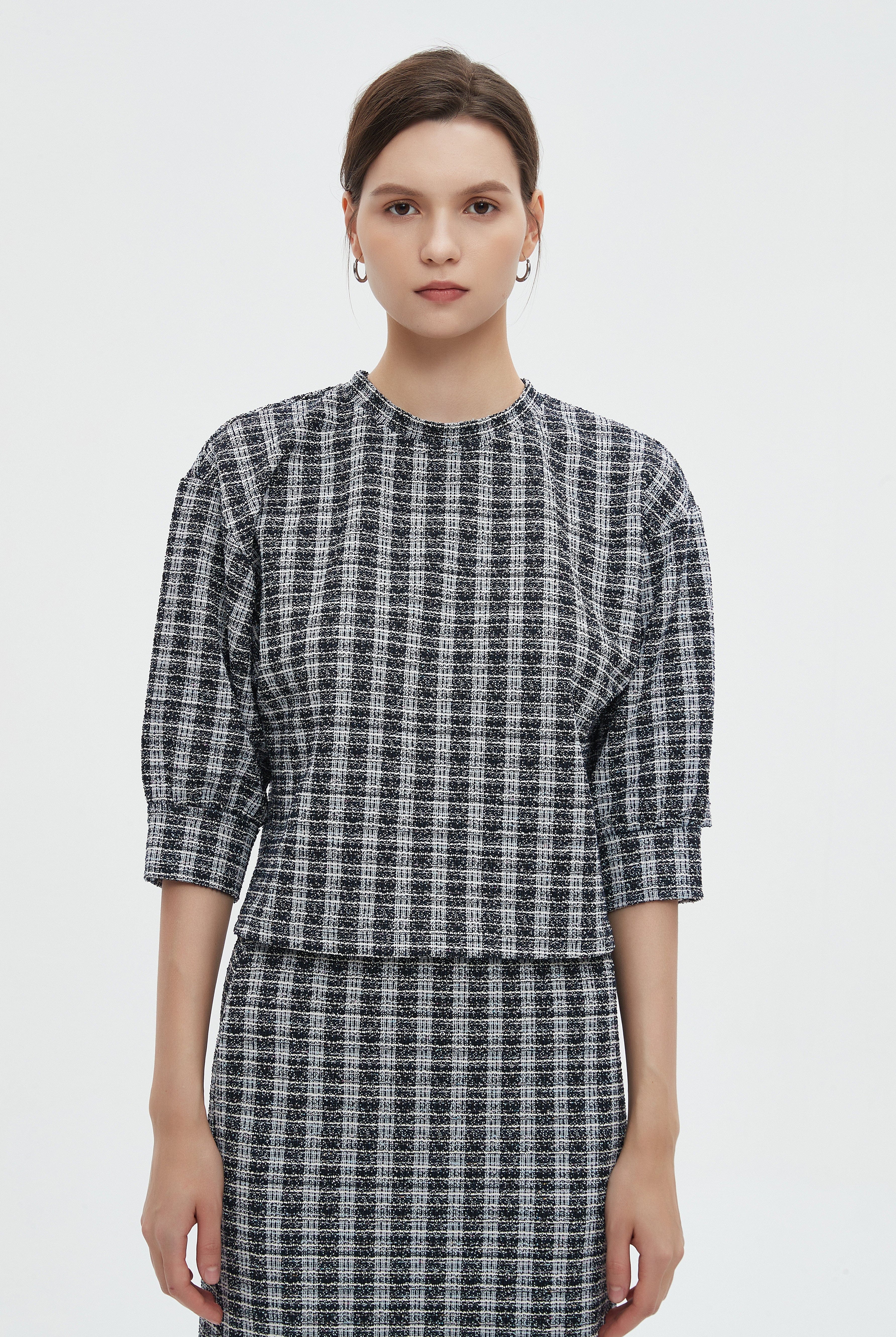 ميكا بلوزة نسائية 3/4 كم مخططة كاروهات برقبة دائرية