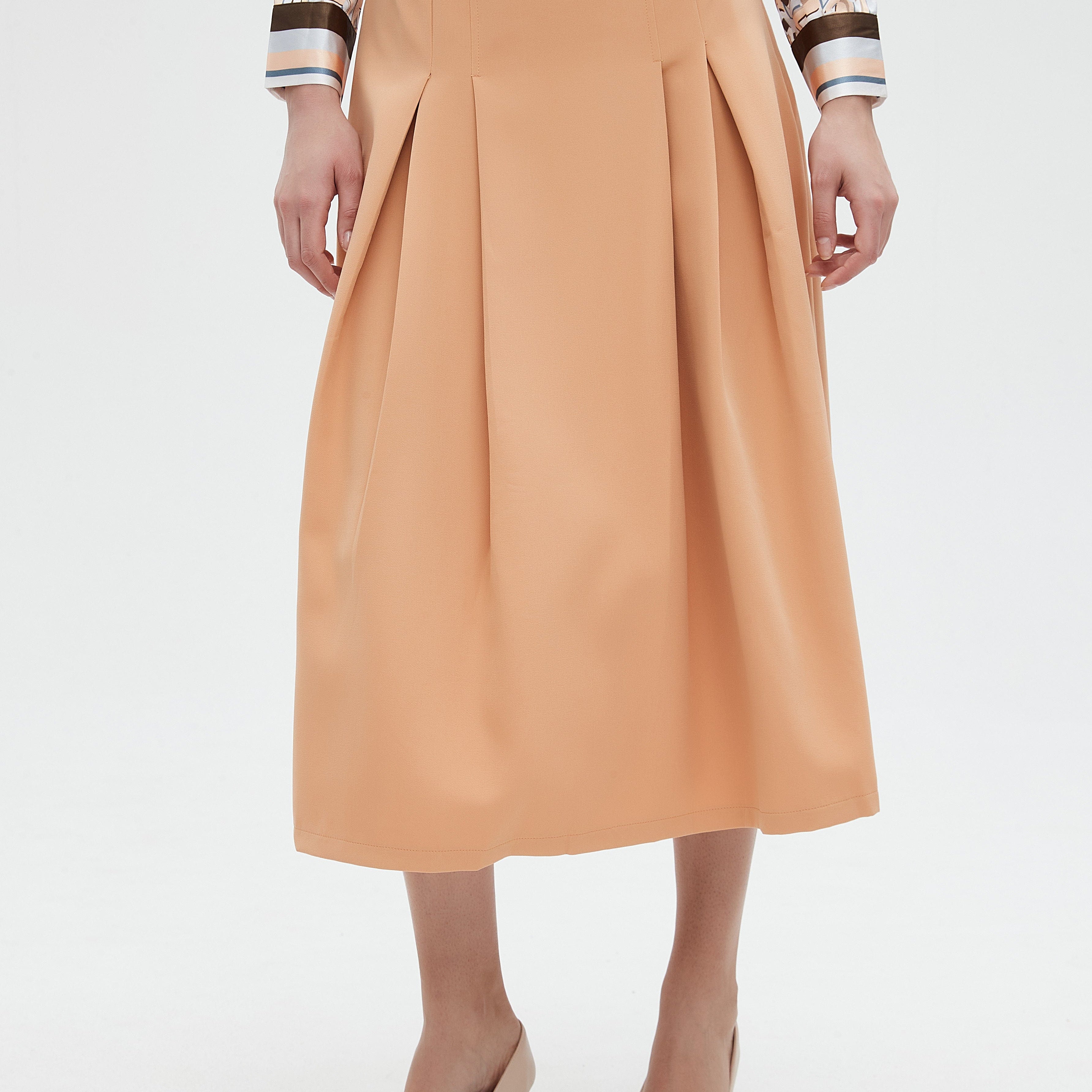 نتشي تنورة ميدي نسائية سادة بقصة كشكش على الجنبين