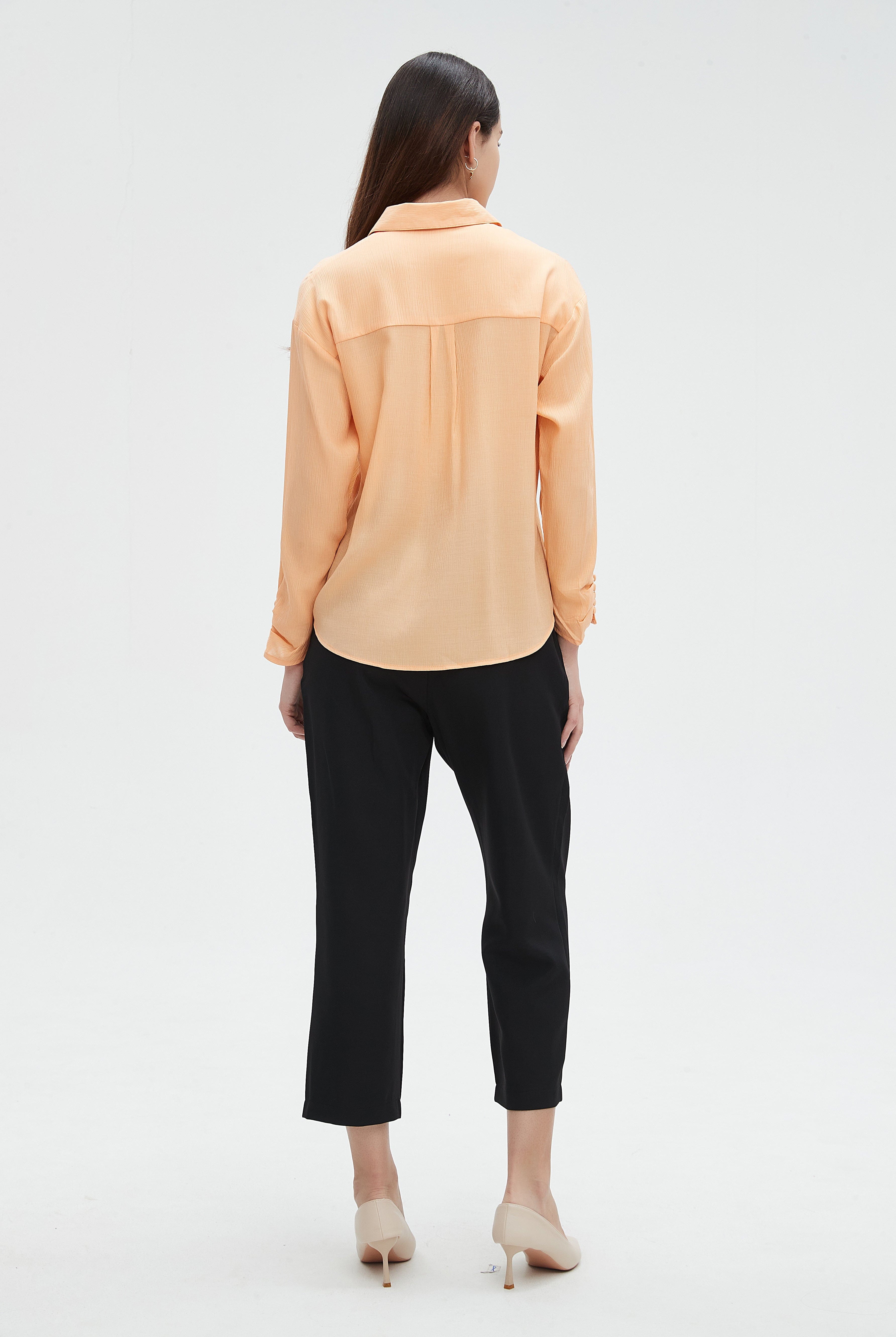 نتشي بلوزة نسائي ساده بكم طويل وازرار