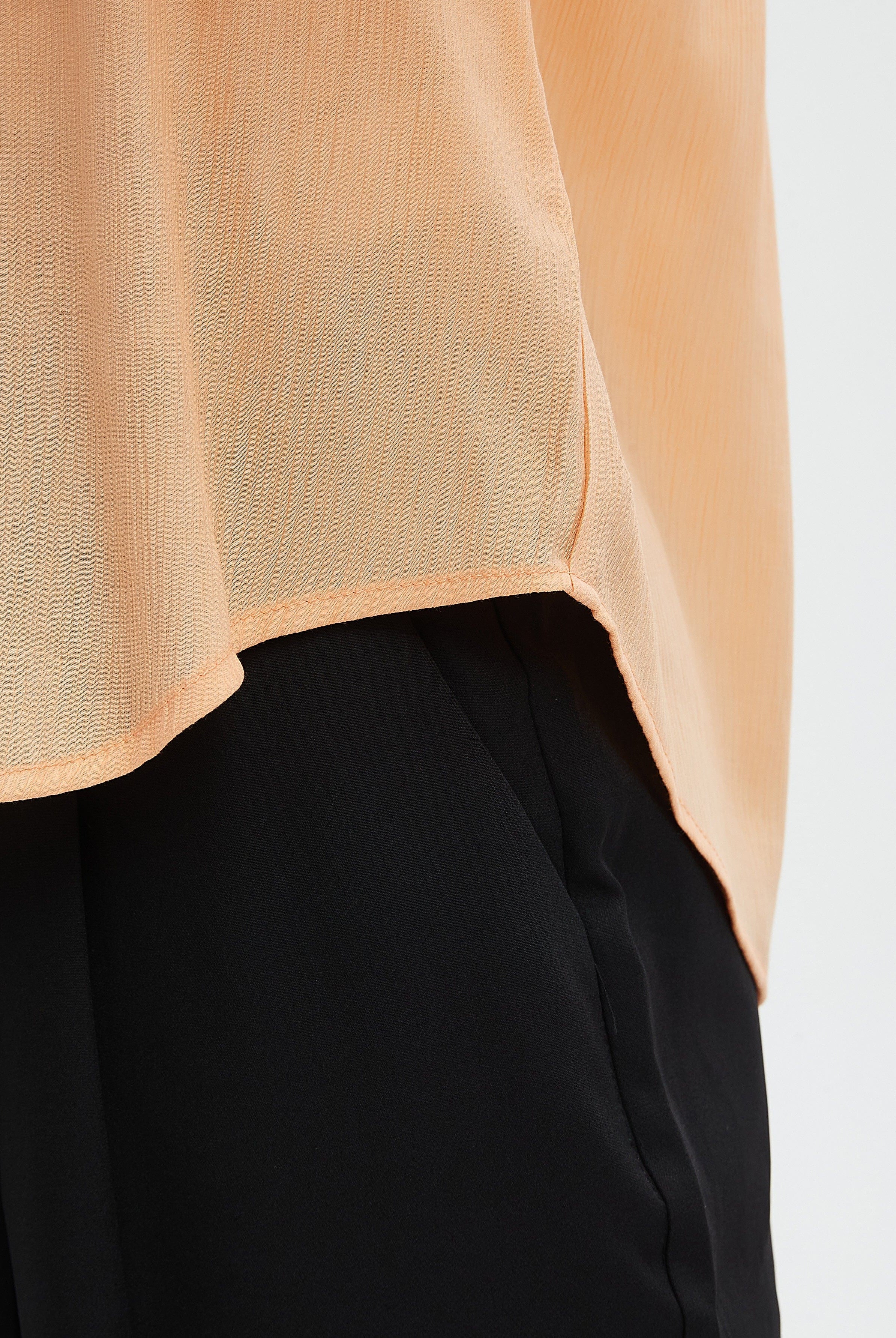 نتشي بلوزة نسائي ساده بكم طويل وازرار