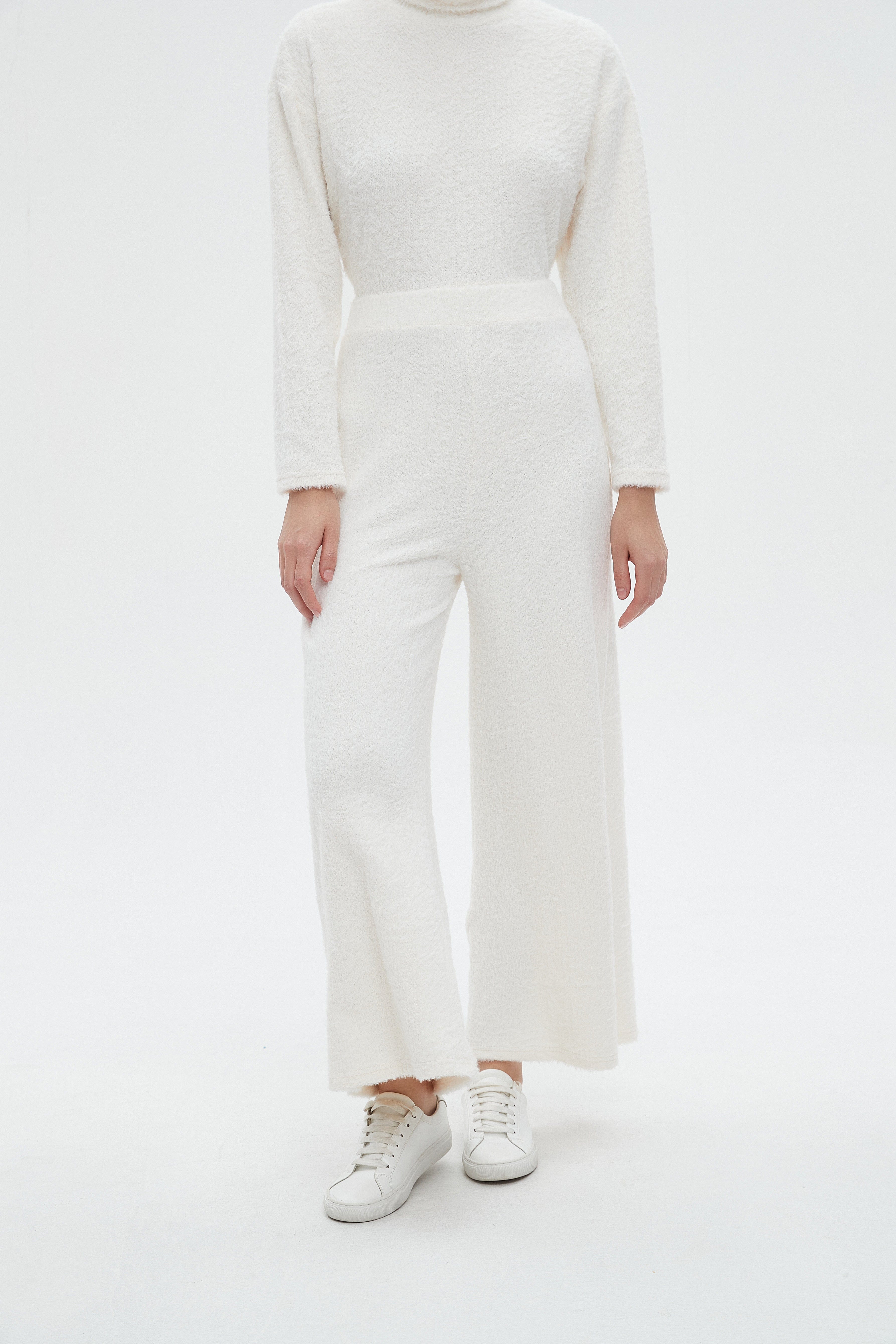 ميكا بنطلون نسائي طويل برجل واسعة سادة