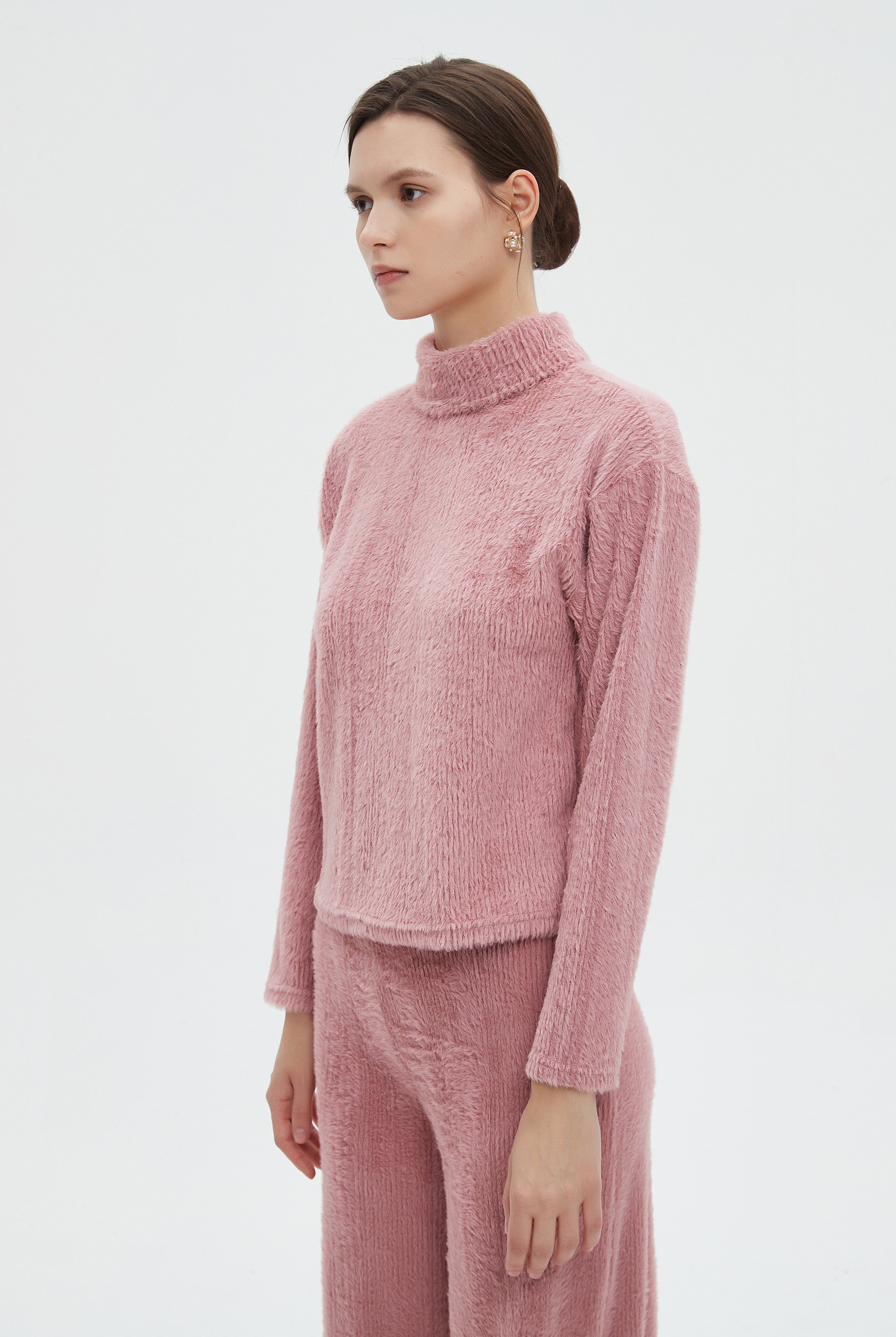 ميكا بلوزة نسائية سادة شتوي باكمام طويلة ورقبة عالية