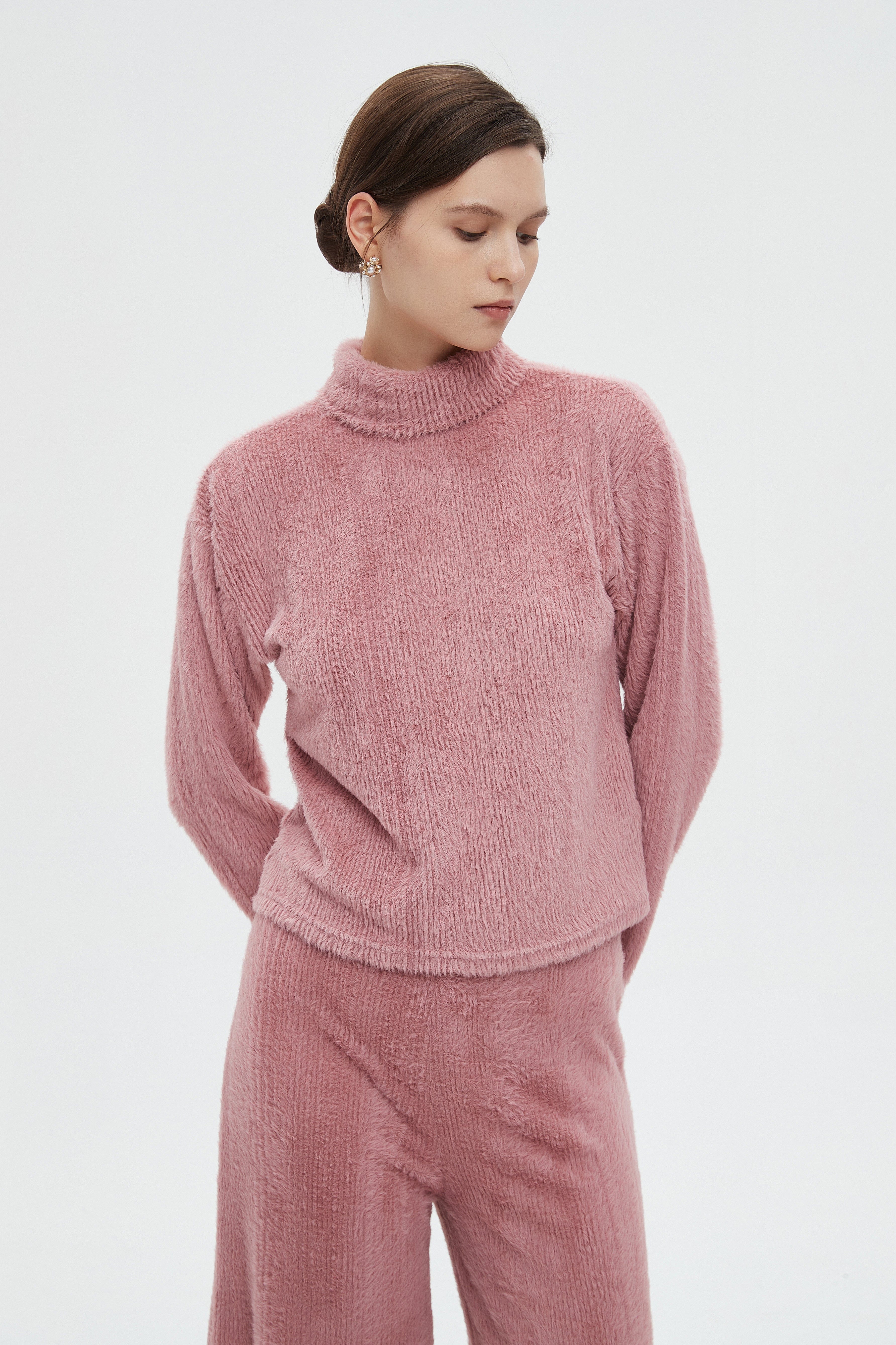 ميكا بلوزة نسائية سادة شتوي باكمام طويلة ورقبة عالية