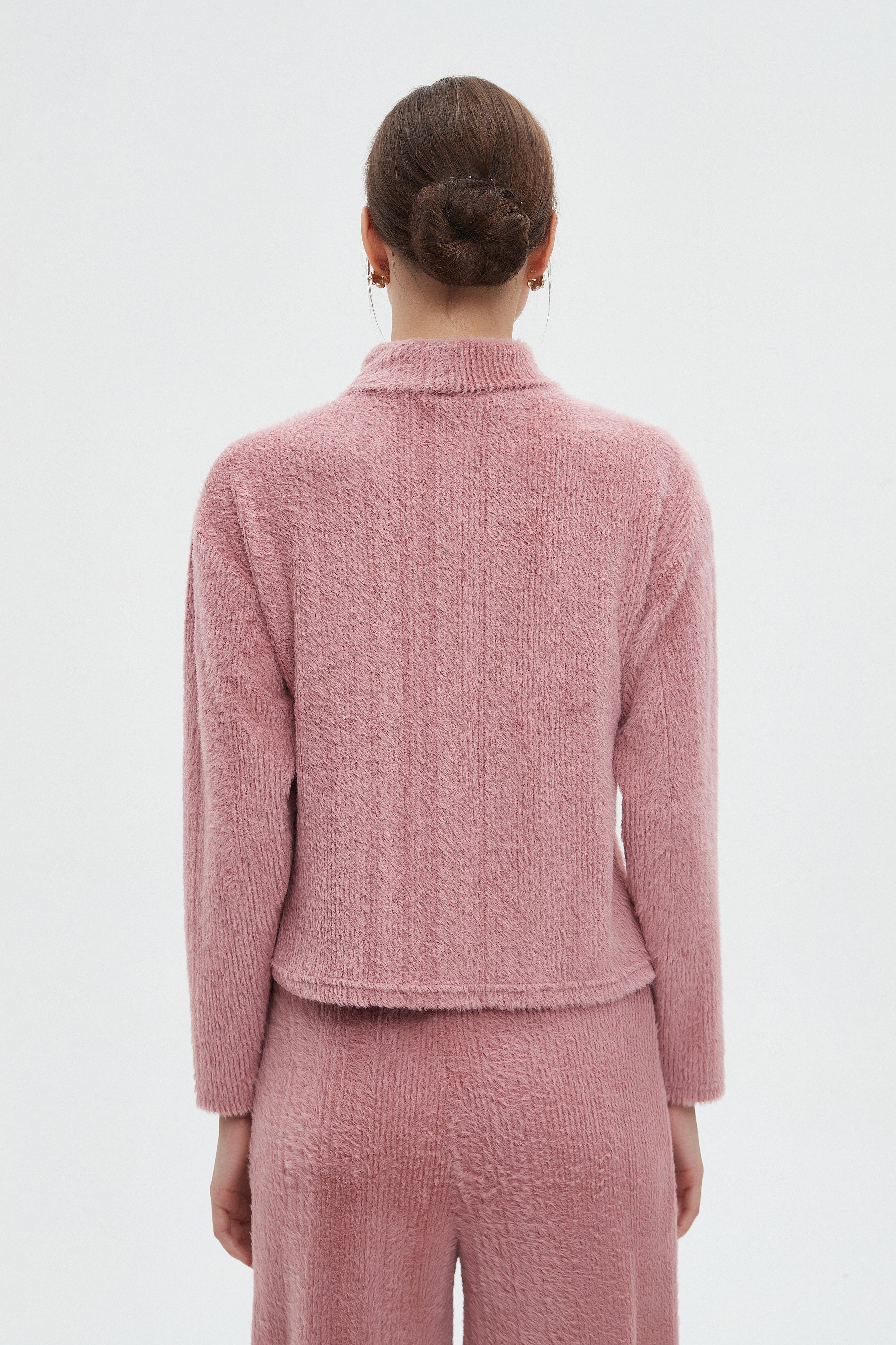 ميكا بلوزة نسائية سادة شتوي باكمام طويلة ورقبة عالية