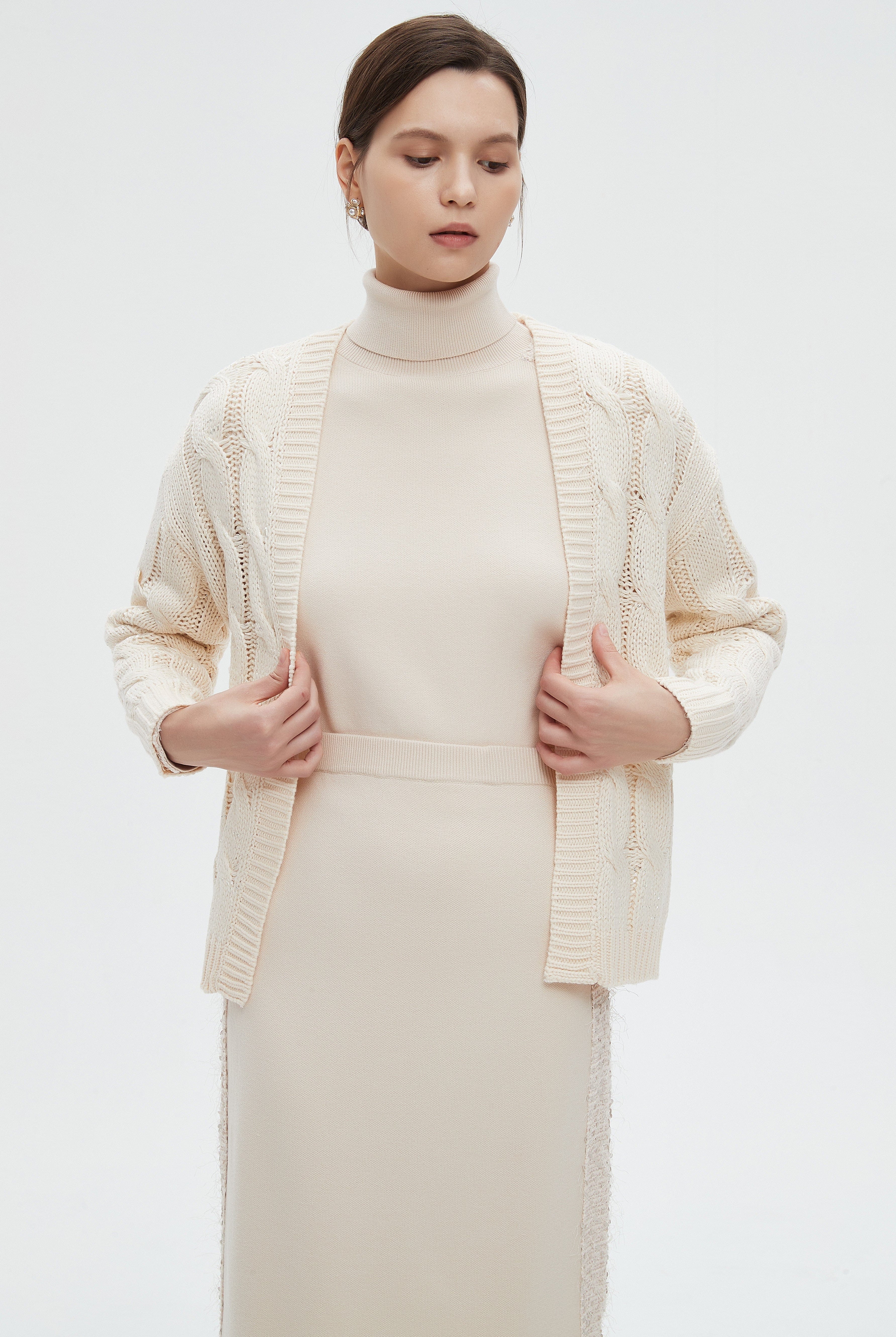 ميكا كارديجان نسائي مفتوح مطرز حفر بأكمام طويلة