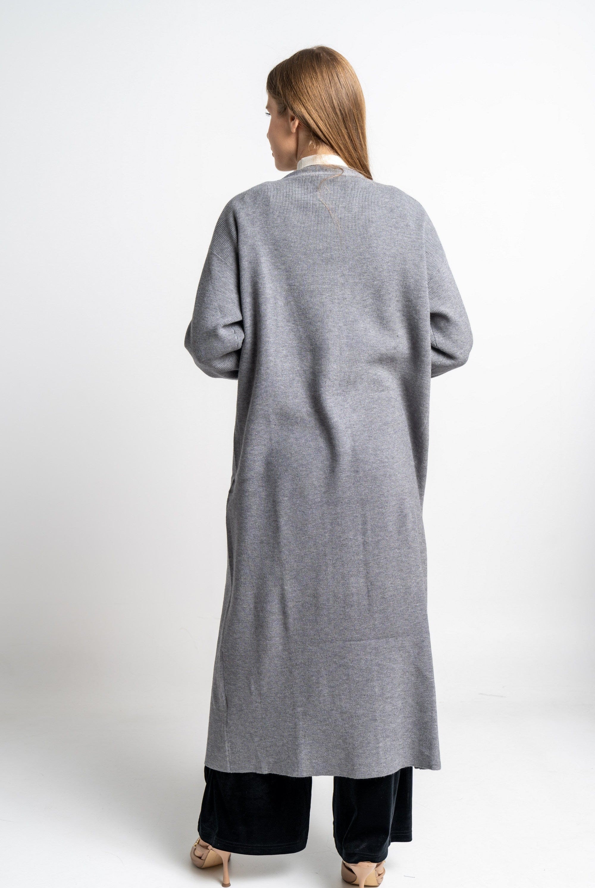 نتشي كارديجان سادة كم طويل نسائي