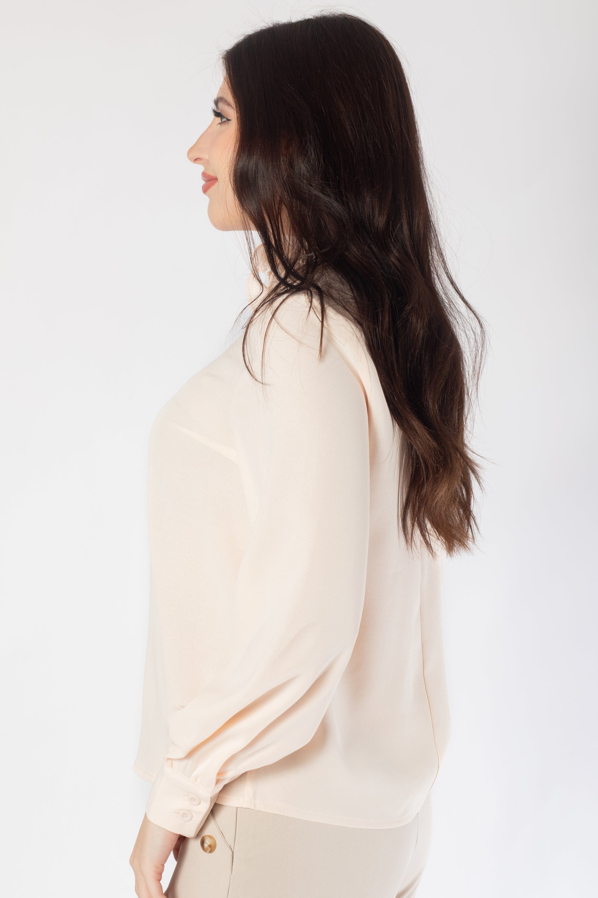 ูุชุดู ุจููุฒุฉ ูู
ุทููู ู
ูุดูุด ู
ู ุงููุงูุฉ ูุณุงุฆู