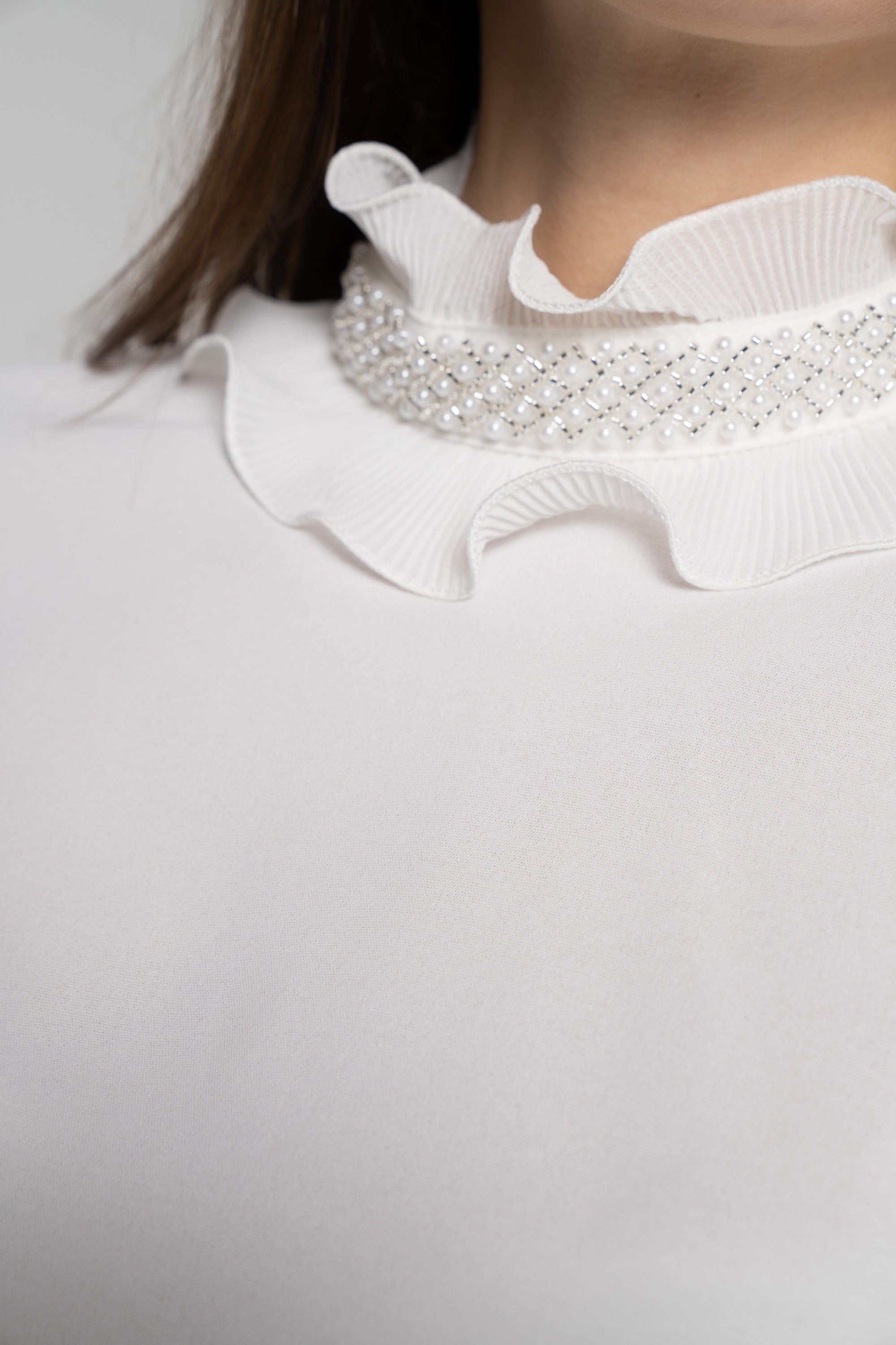 ูุชุดู ุจููุฒุฉ ูู
ุทููู ู
ูุดูุด ู
ู ุงููุงูุฉ ูุณุงุฆู