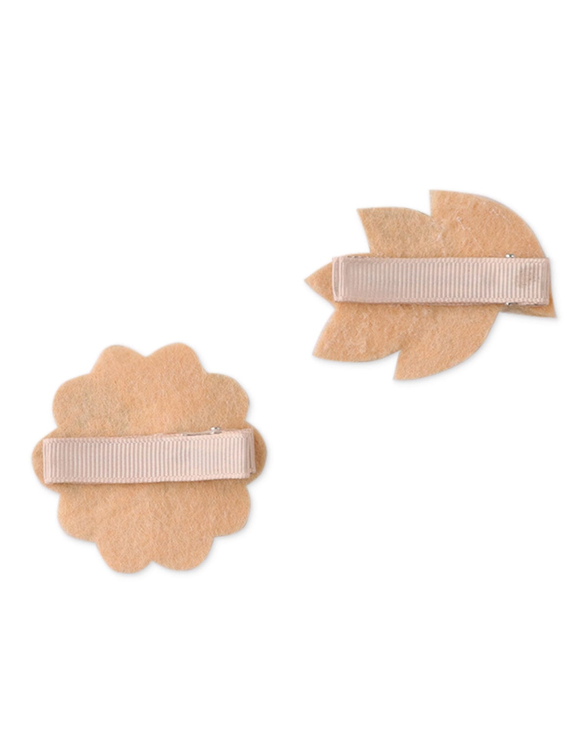 بنس بناتي على شكل ورق شجر