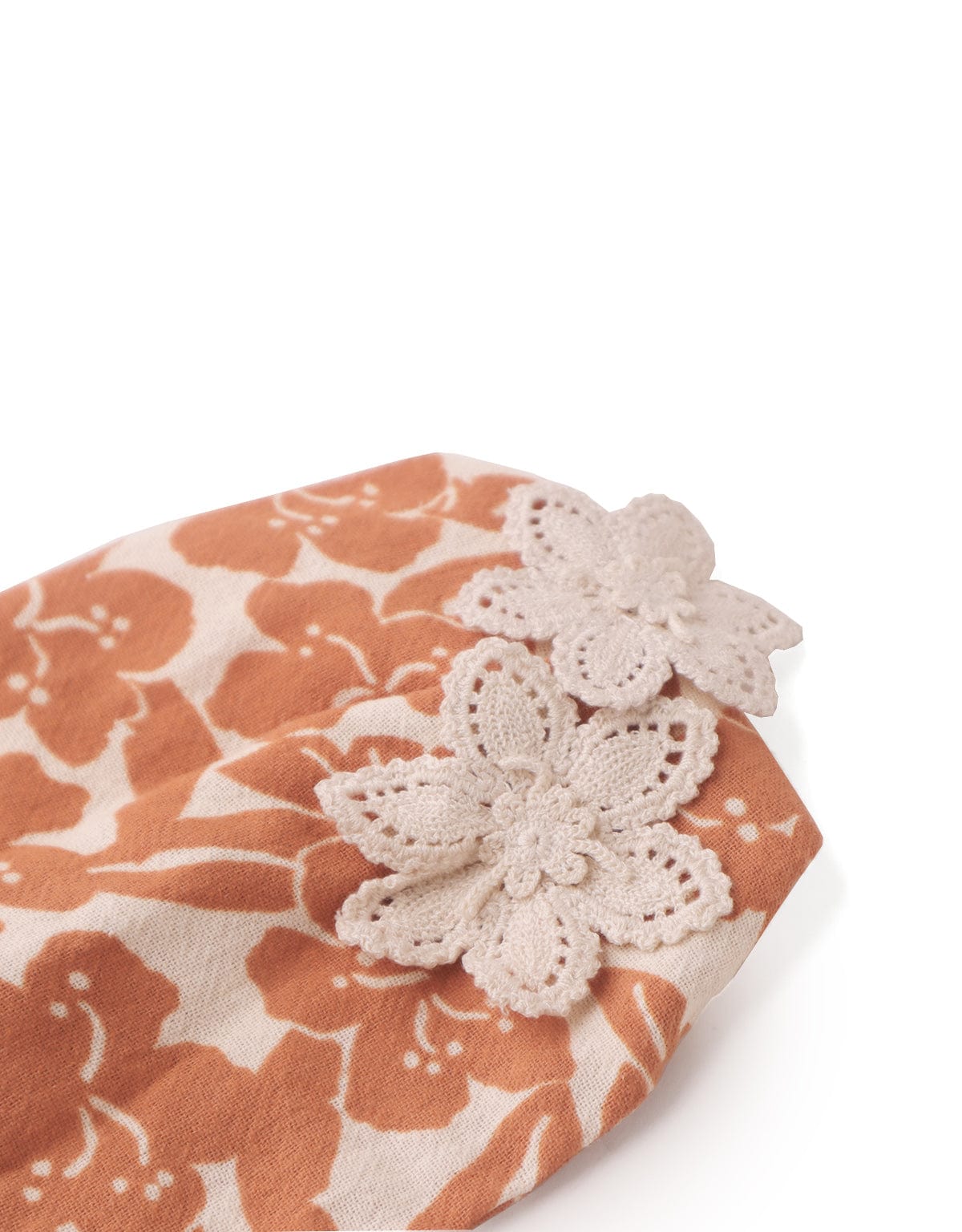 جينجرسنابس توكة شعر باللون الأزرق