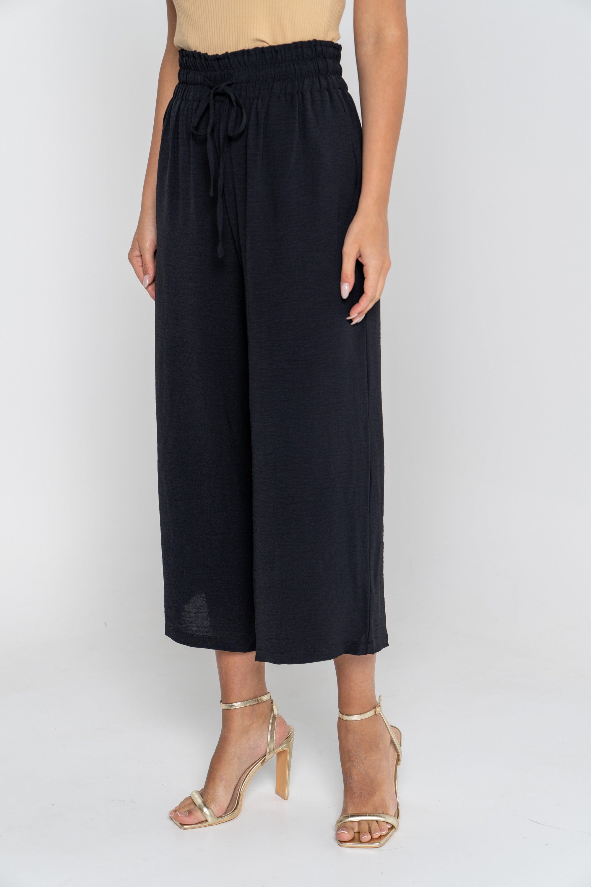 ميكا سروال 3/4 بخصر مطاطي برباط