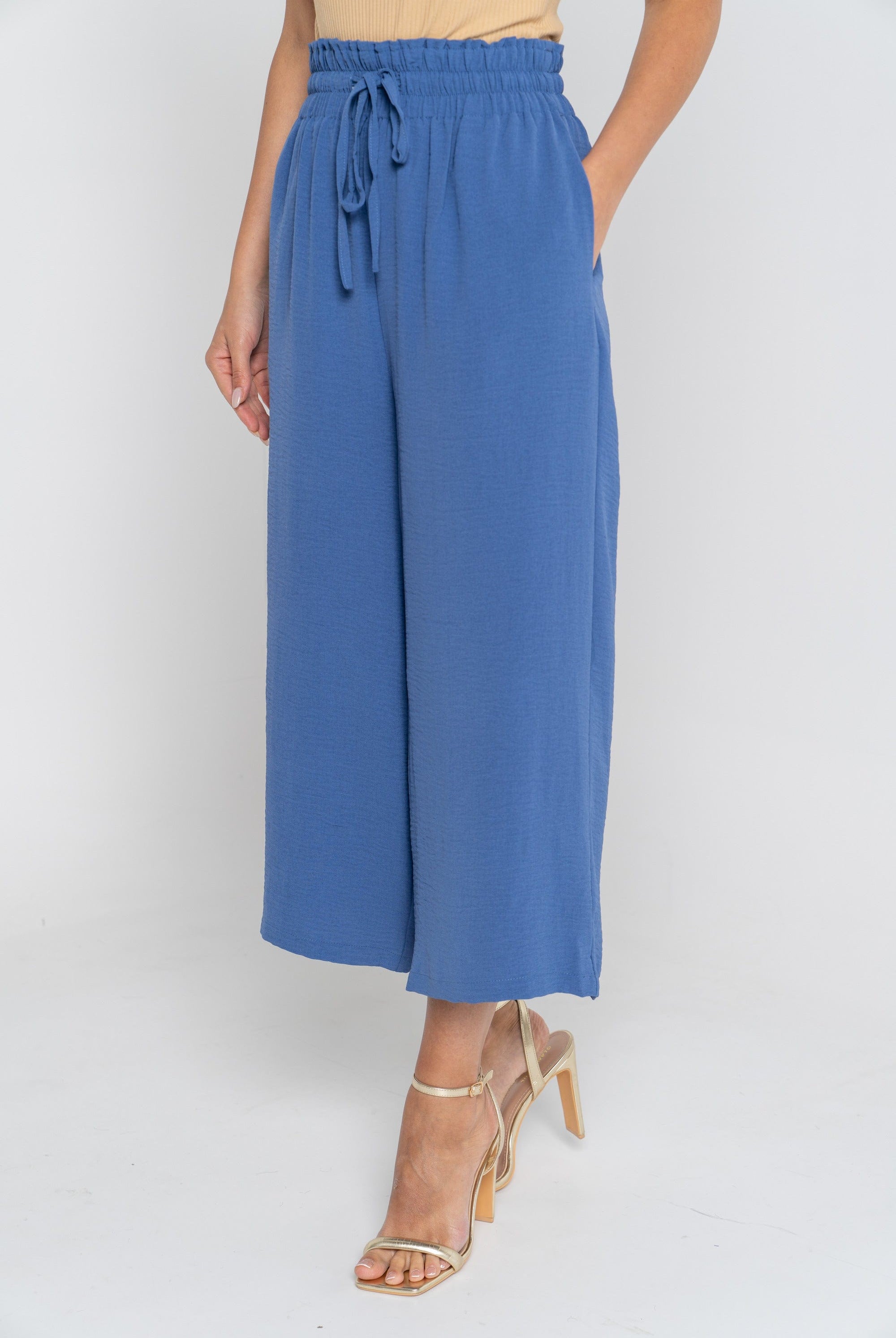 ميكا سروال 3/4 بخصر مطاطي برباط