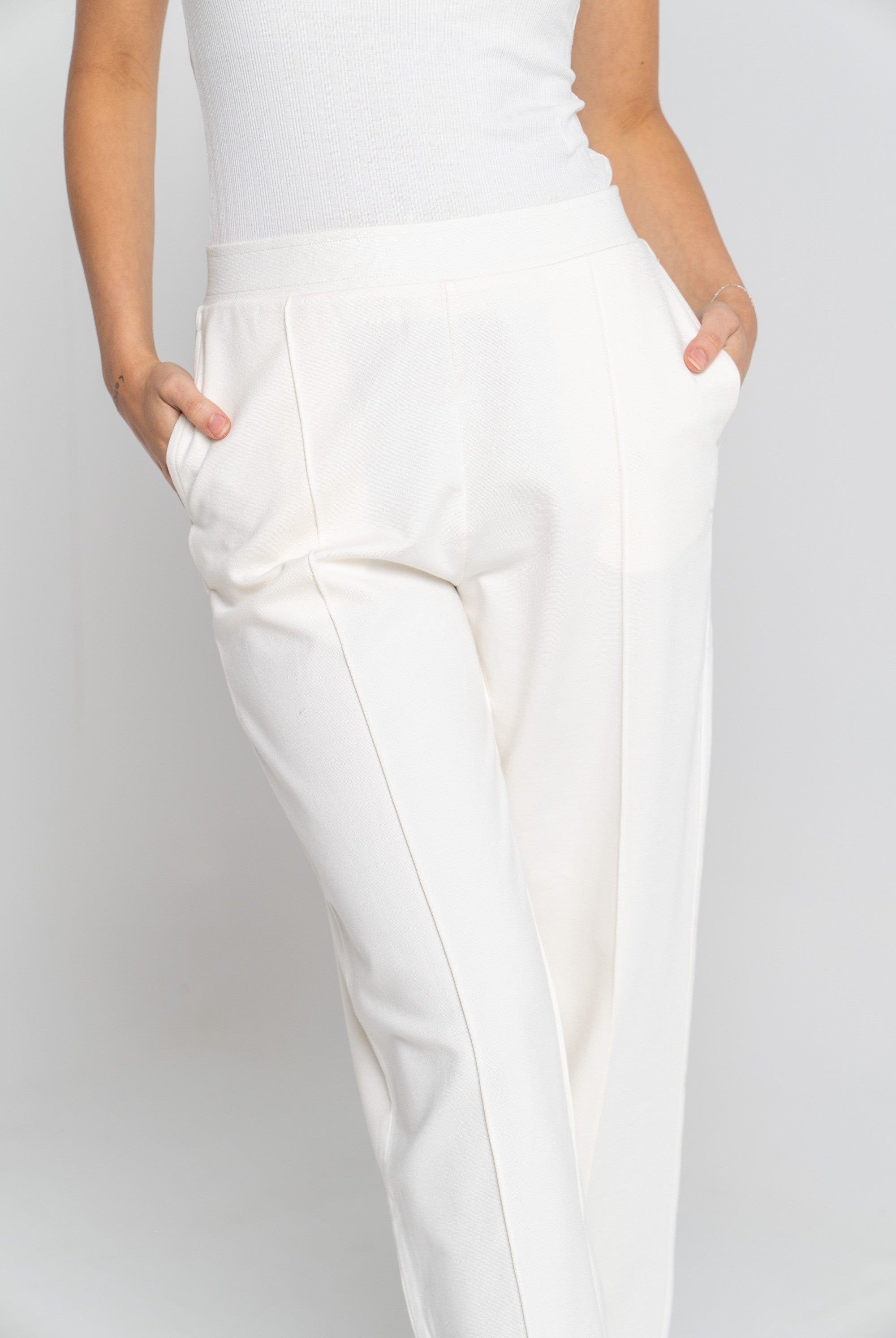 ميكا بنطلون طويل سادة بجيوب أمامية