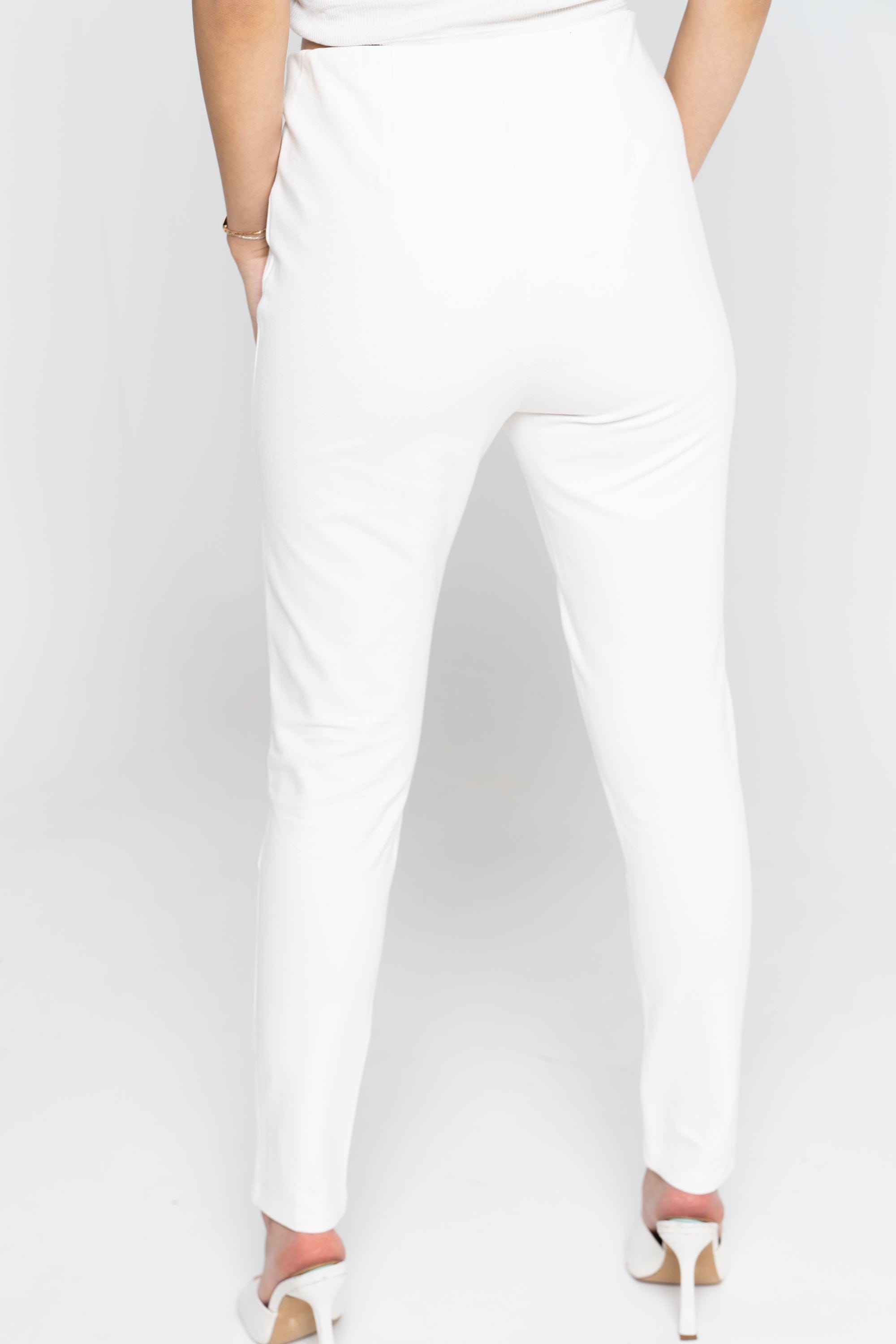 نتشي بنطلون طويل بقصة كاروت