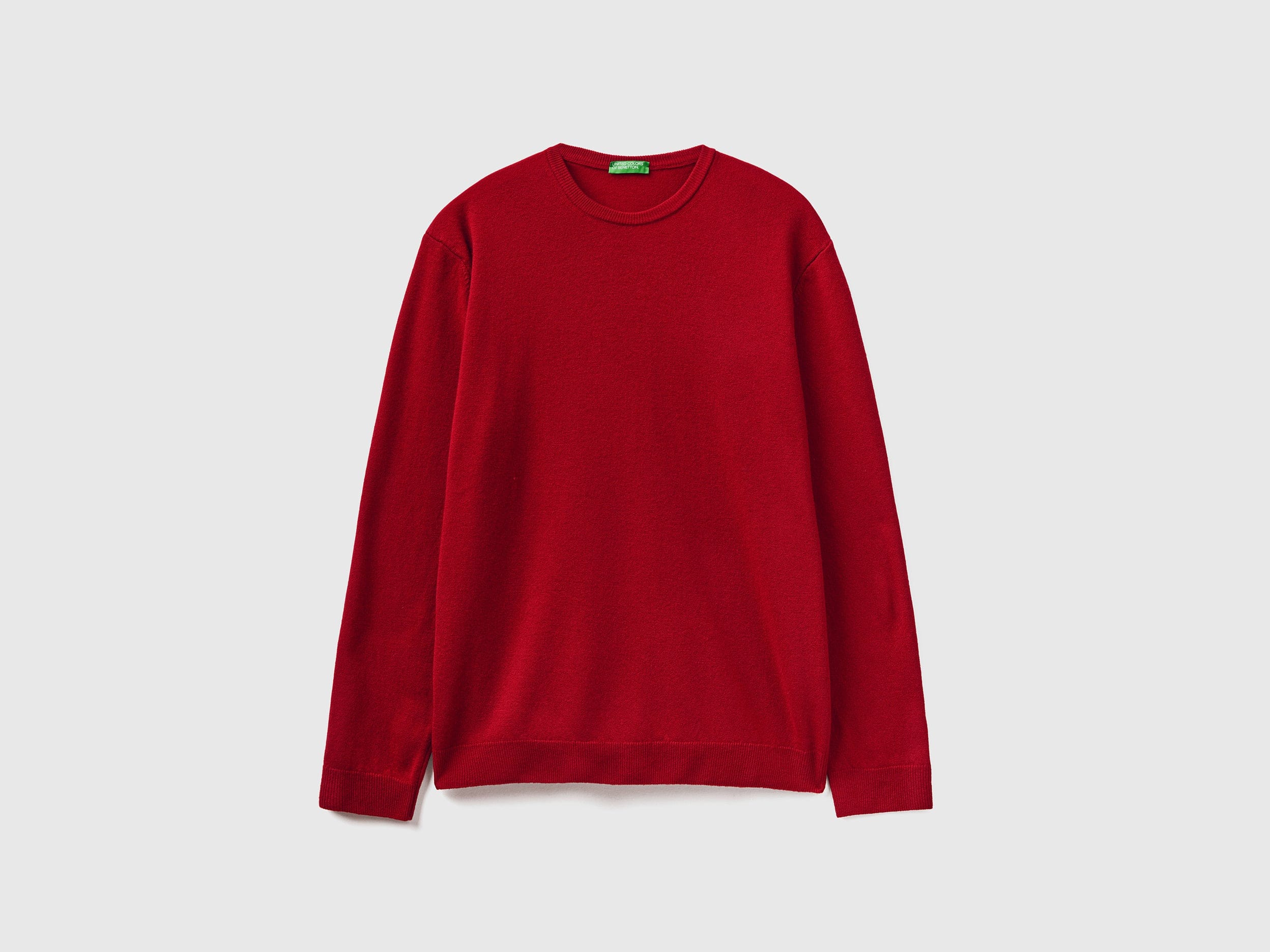 يونايتد كولورز اوف بينيتون بلوفر برقبة دائرية بلون بورجوندي من صوف ميرينو الخالص رجالي