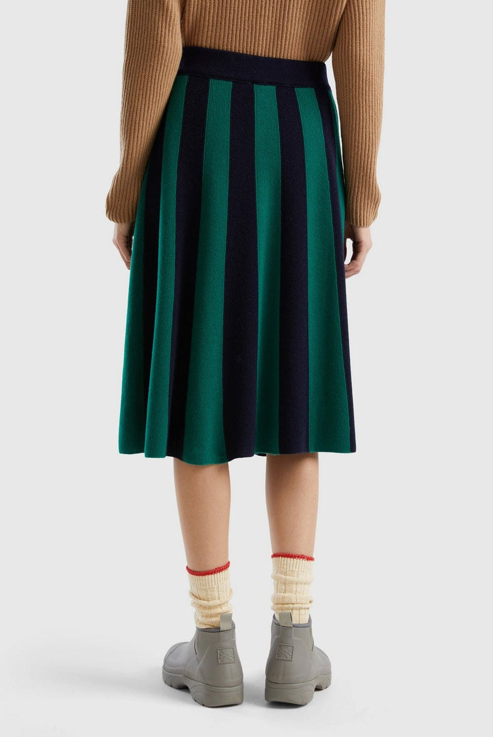 يونايتد كولورز اوف بينيتون تنورة قصيرة مخططه صوف نسائي